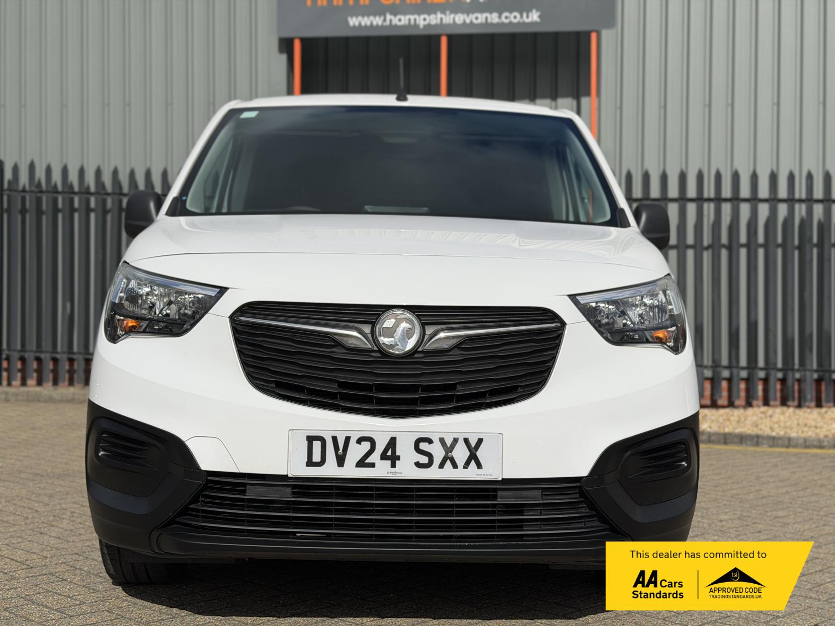 Vauxhall Combo 1.5 Turbo D 2300 Prime Panel Van 6dr Diesel Manual L2 H1 Euro 6 (s/s) (100 ps)