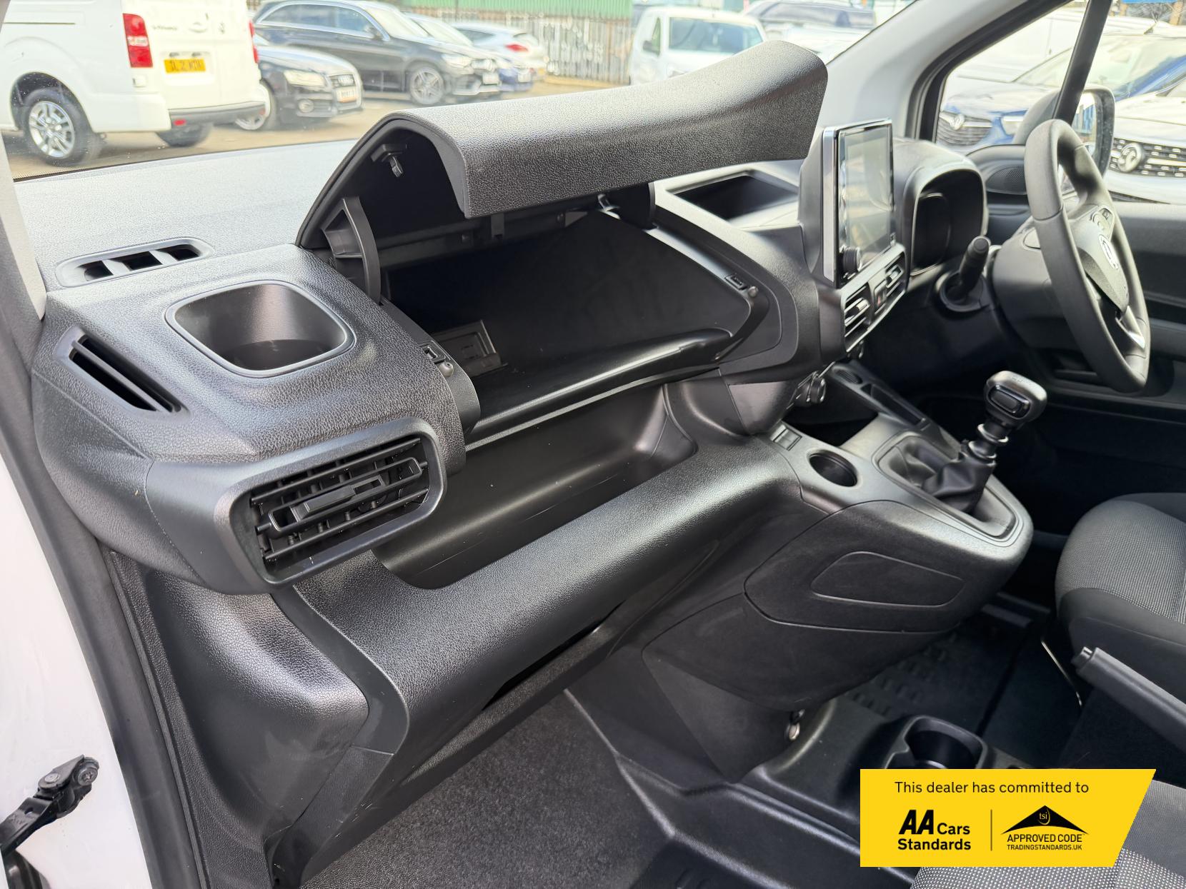 Vauxhall Combo 1.5 Turbo D 2300 Prime Panel Van 6dr Diesel Manual L2 H1 Euro 6 (s/s) (100 ps)