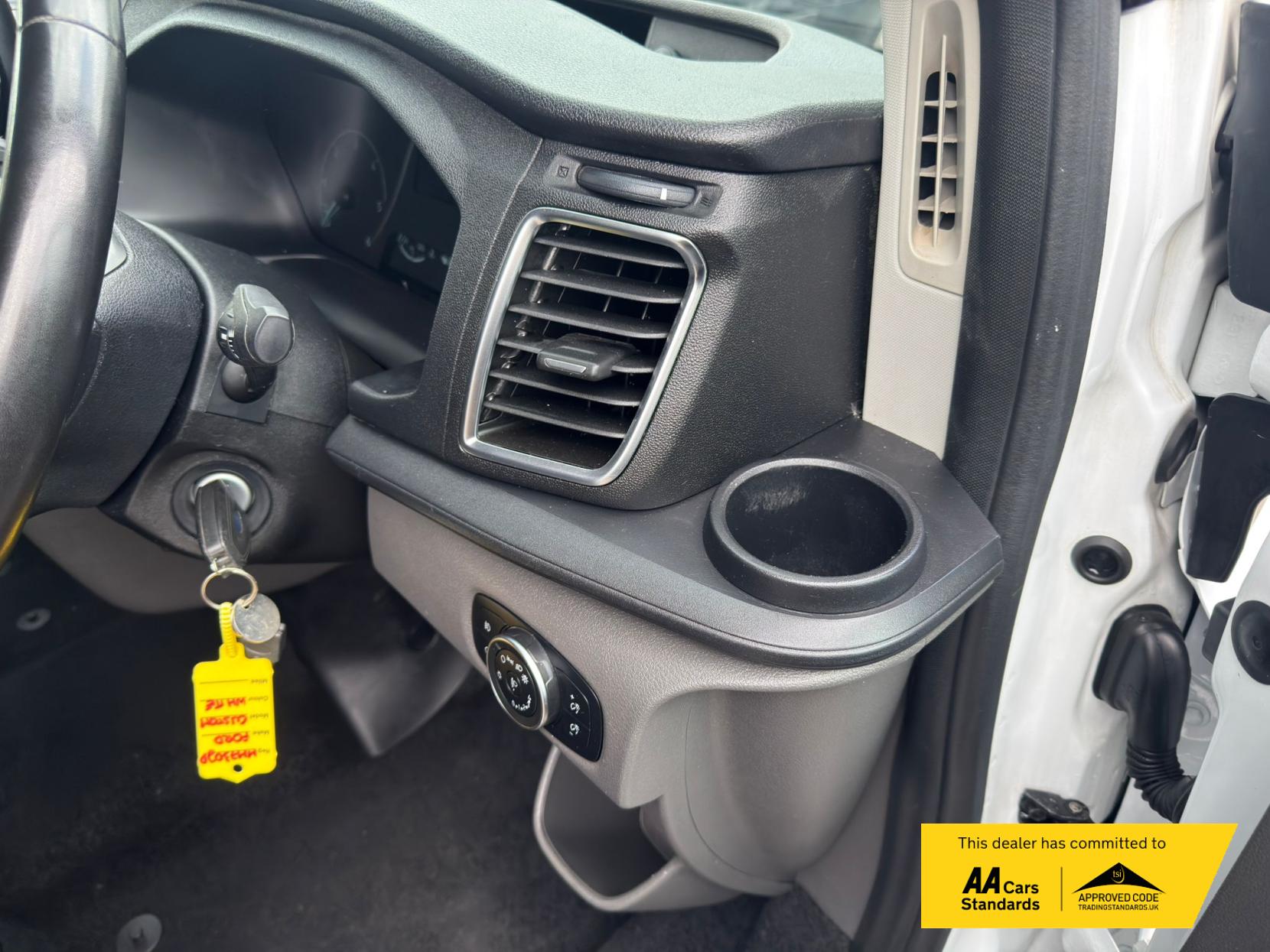 2023 Ford Transit Custom 2.0 300 EcoBlue Limited Crew Van Double Cab 5dr Diesel Manual L1 H1 Euro 6 (s/s) (130 ps) - Thumbnail 57