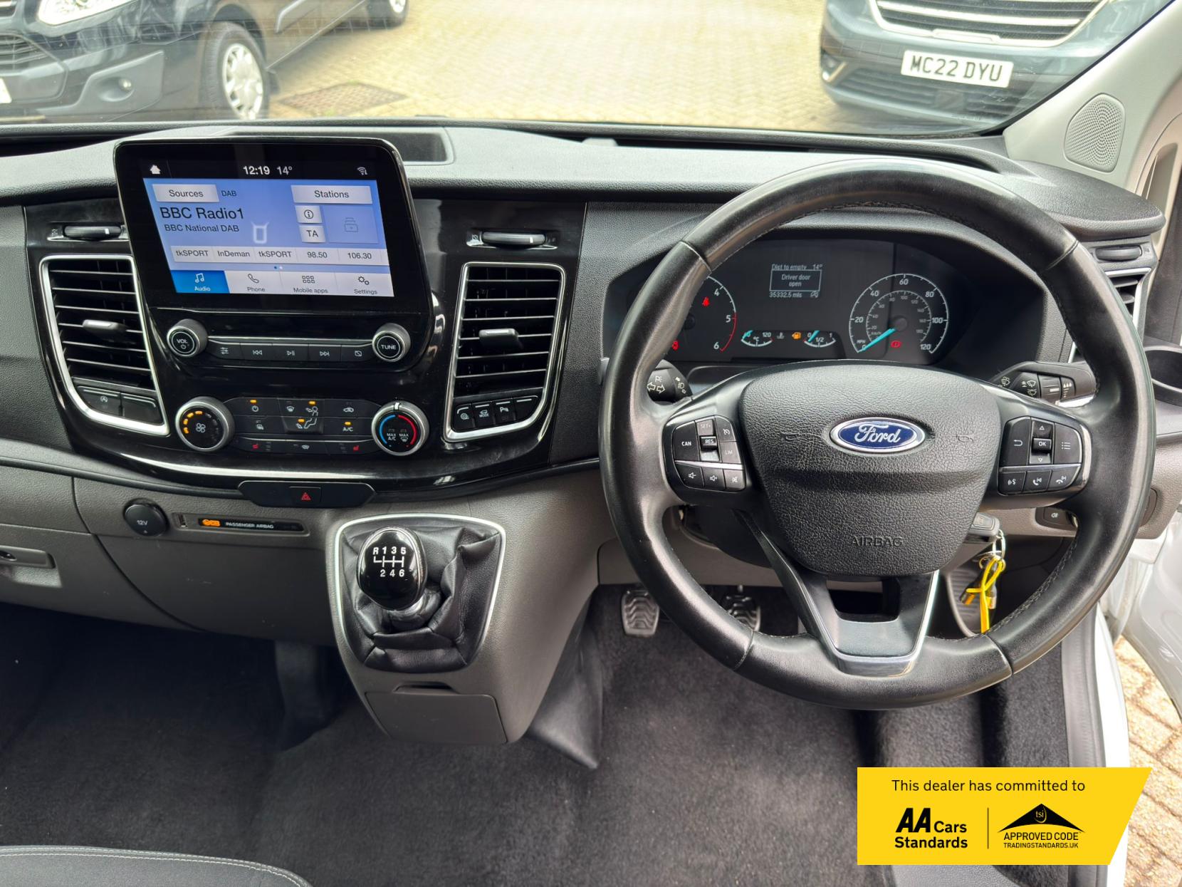 2023 Ford Transit Custom 2.0 300 EcoBlue Limited Crew Van Double Cab 5dr Diesel Manual L1 H1 Euro 6 (s/s) (130 ps) - Thumbnail 55