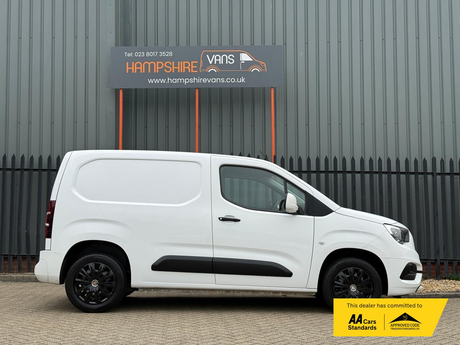 Vauxhall Combo 1.5 Turbo D 2300 Sportive Panel Van 4dr Diesel Manual L1 H1 Euro 6 (100 ps)