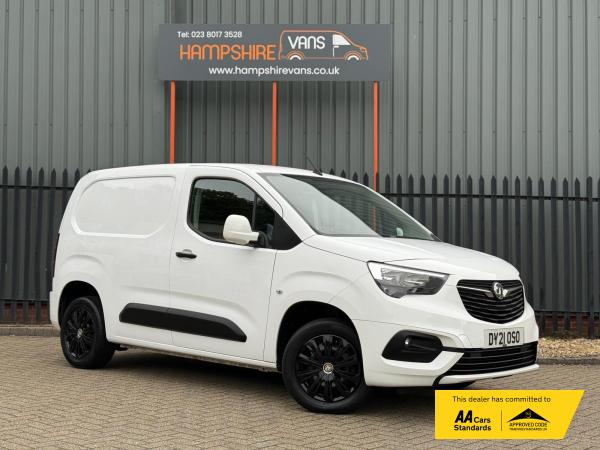 Vauxhall Combo 1.5 Turbo D 2300 Sportive Panel Van 4dr Diesel Manual L1 H1 Euro 6 (100 ps)