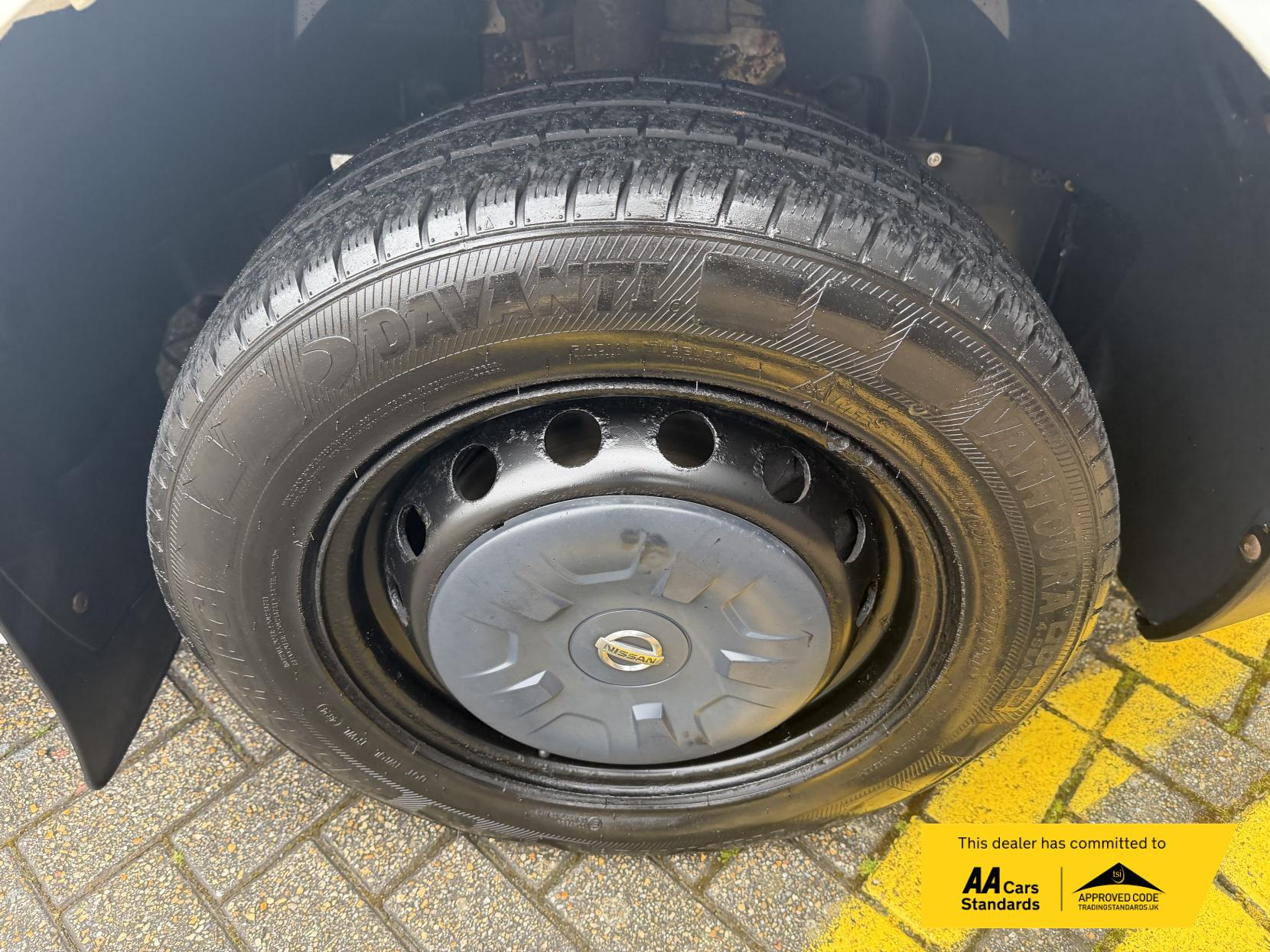 Nissan NV400 2.3 dCi 33 SE Panel Van 5dr Diesel Manual FWD L1 H1 Euro 6 (110 ps)