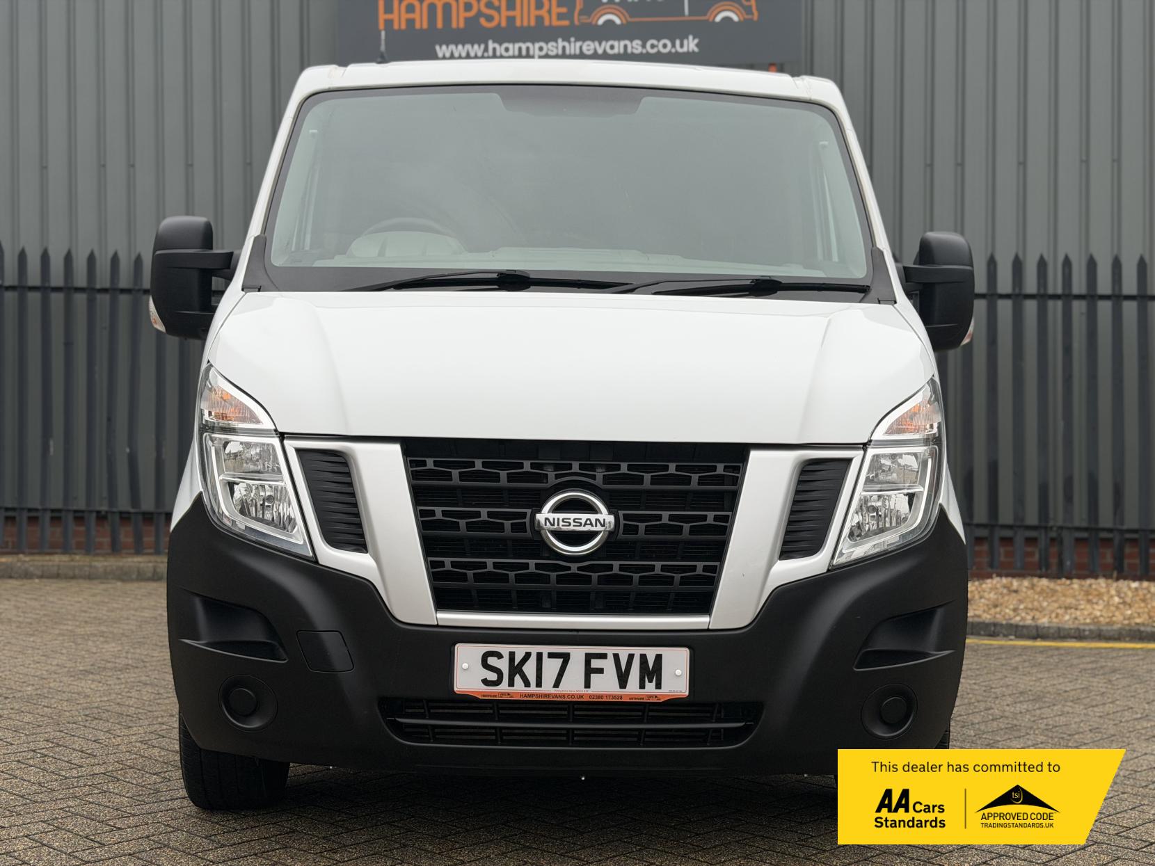 Nissan NV400 2.3 dCi 33 SE Panel Van 5dr Diesel Manual FWD L1 H1 Euro 6 (110 ps)