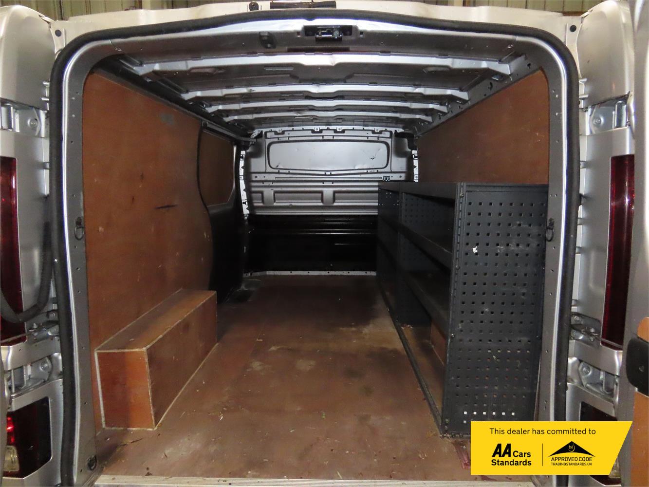 Renault Trafic 1.6 dCi ENERGY 29 Business+ Panel Van 5dr Diesel Manual LWB Standard Roof Euro 6 (s/s) (125 ps)