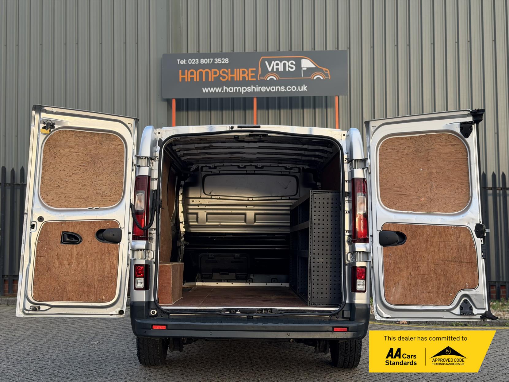 Renault Trafic 1.6 dCi ENERGY 29 Business+ Panel Van 5dr Diesel Manual LWB Standard Roof Euro 6 (s/s) (125 ps)