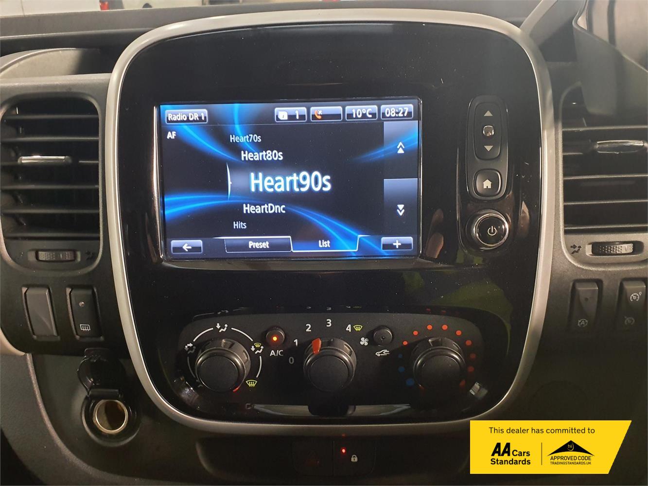 Renault Trafic 1.6 dCi ENERGY 29 Business+ Panel Van 5dr Diesel Manual LWB Standard Roof Euro 6 (s/s) (125 ps)