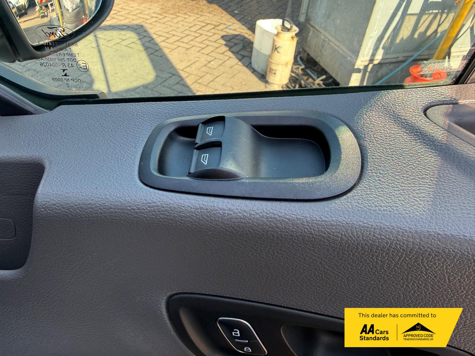 2022 Ford Transit 2.0 350 EcoBlue Trend Panel Van 5dr Diesel Manual FWD L3 H2 Euro 6 (s/s) (130 ps) - Thumbnail 58