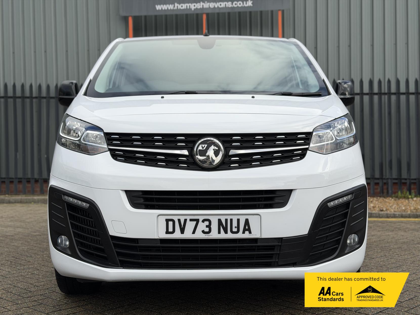 Vauxhall Vivaro 1.5 Turbo D 2900 Pro Panel Van 6dr Diesel Manual L2 H1 Euro 6 (s/s) (100 ps)