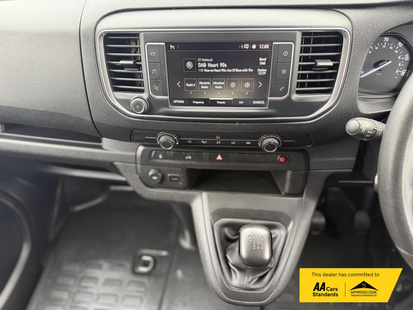 Vauxhall Vivaro 1.5 Turbo D 2900 Pro Panel Van 6dr Diesel Manual L2 H1 Euro 6 (s/s) (100 ps)