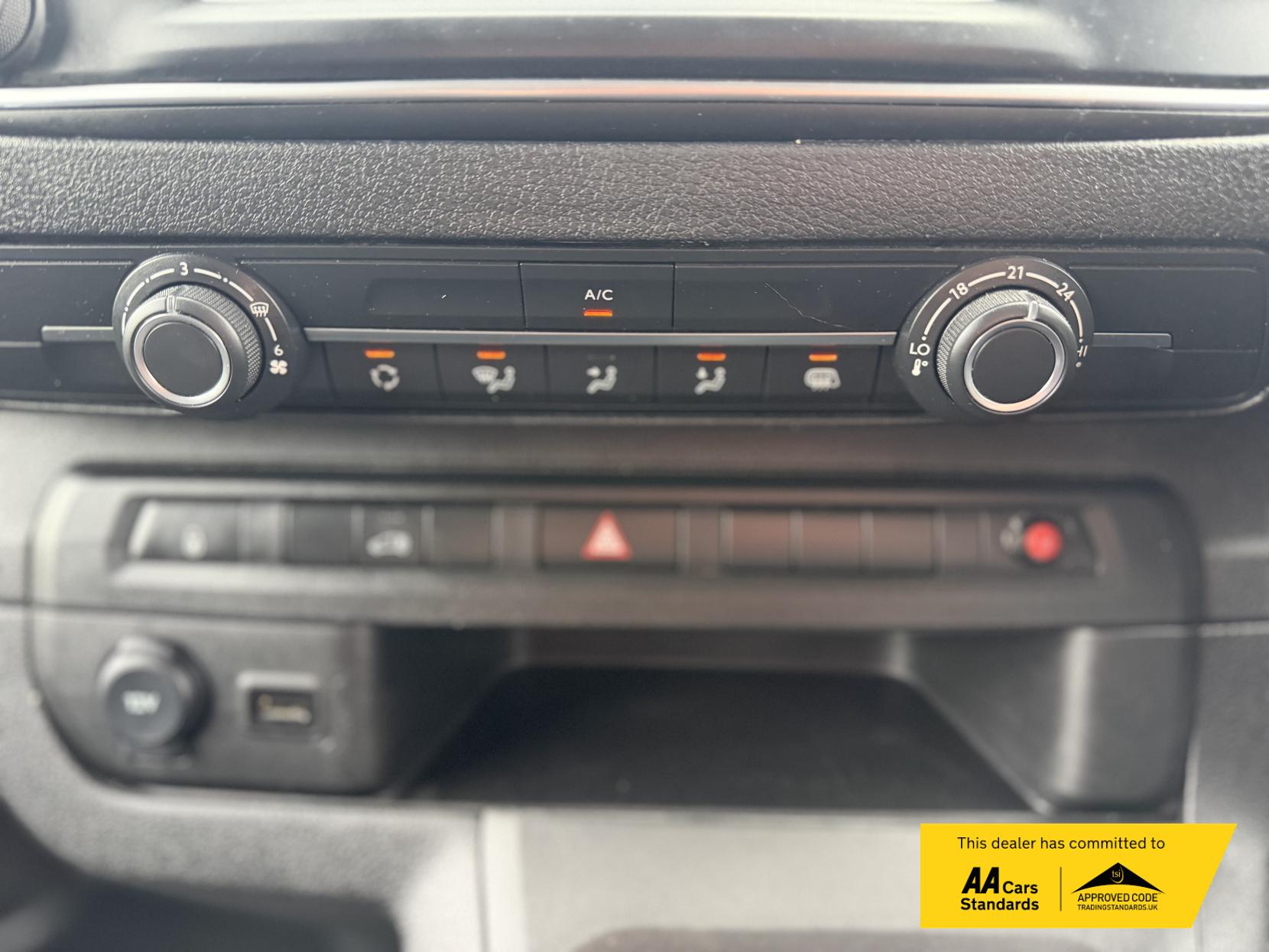 Vauxhall Vivaro 1.5 Turbo D 2900 Pro Panel Van 6dr Diesel Manual L2 H1 Euro 6 (s/s) (100 ps)