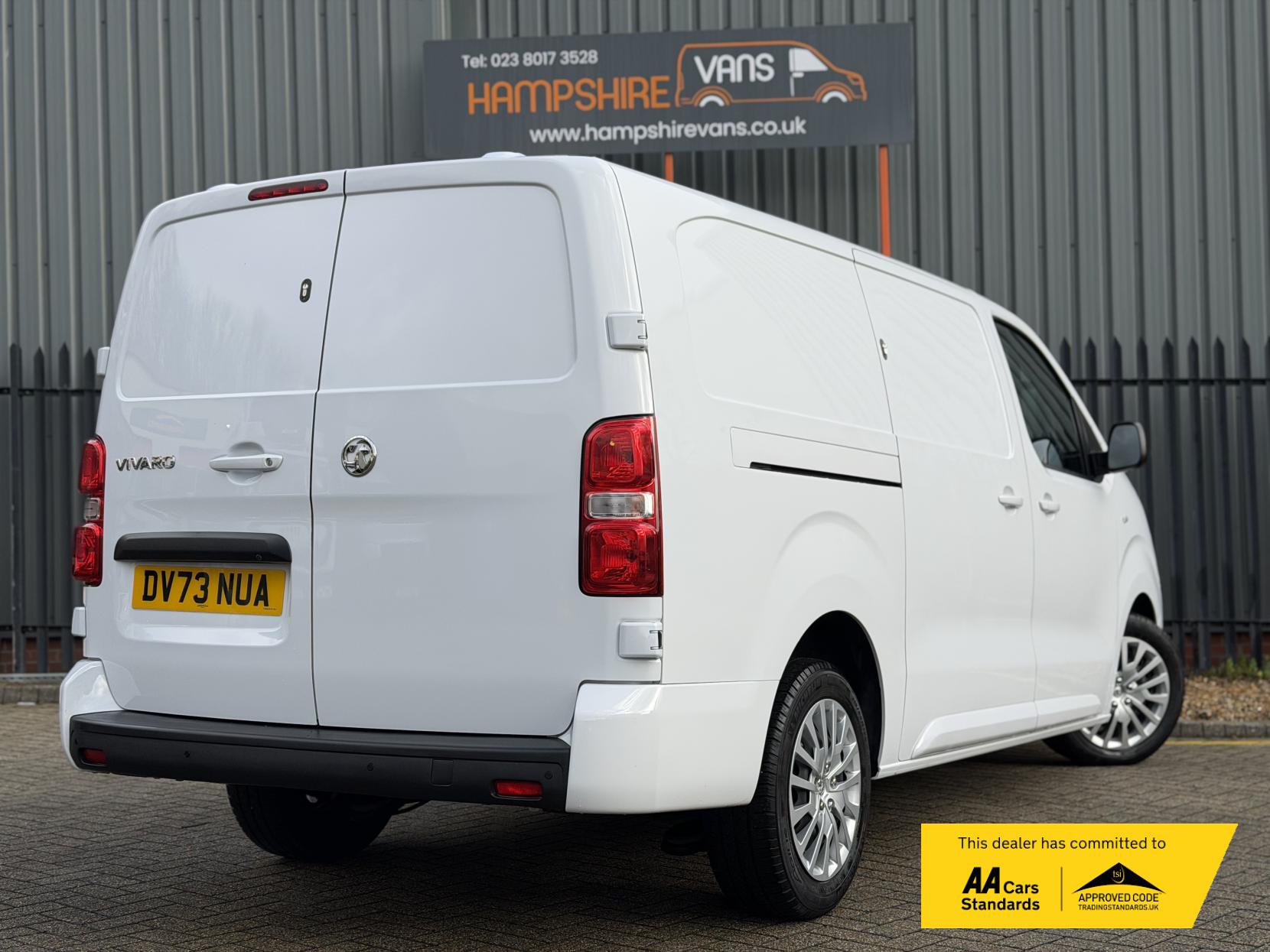 Vauxhall Vivaro 1.5 Turbo D 2900 Pro Panel Van 6dr Diesel Manual L2 H1 Euro 6 (s/s) (100 ps)