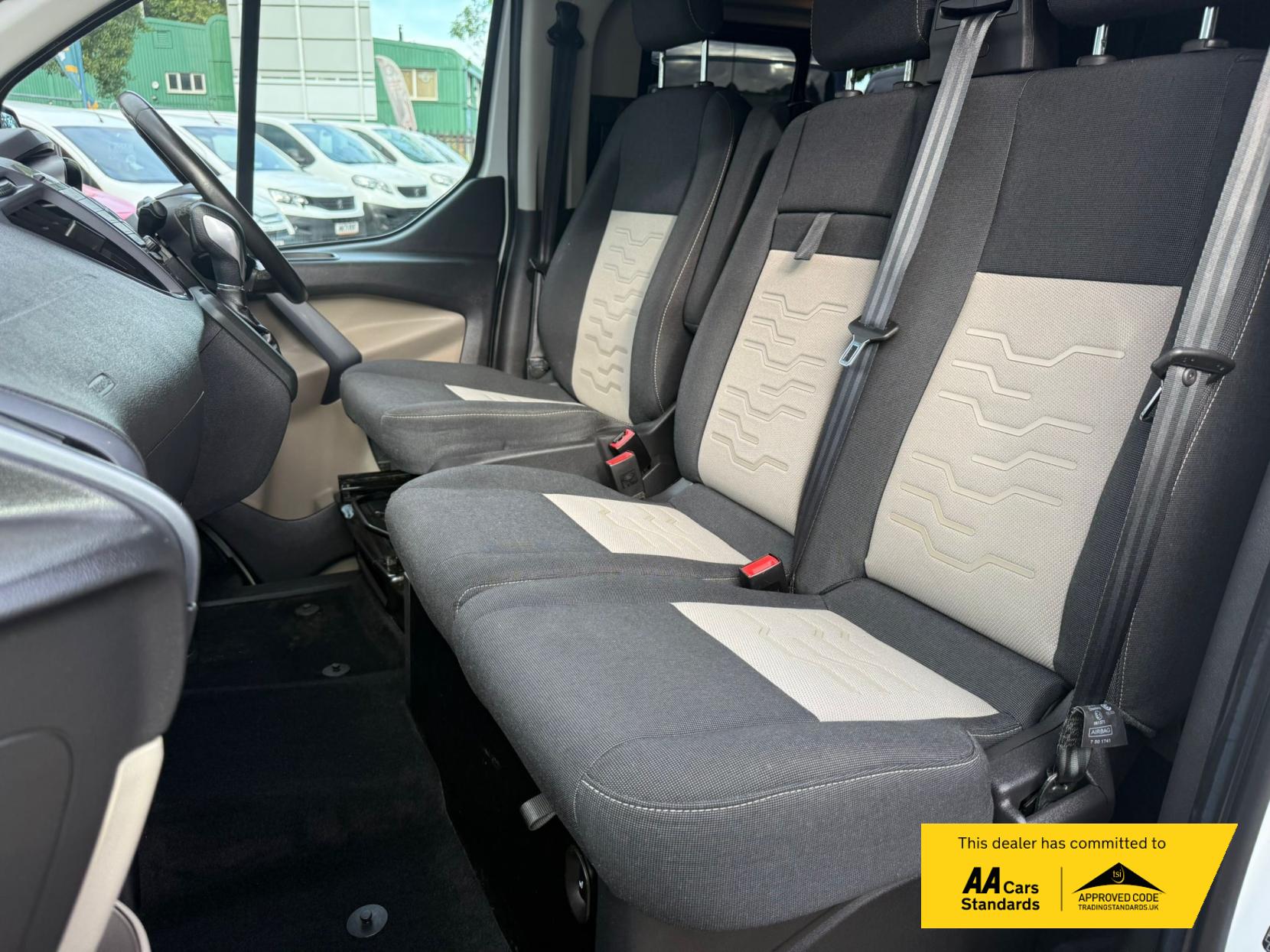 Ford Transit Custom 2.0 TDCi 310 Limited Combi Van 6dr Diesel Automatic L1 H1 (169 g/km, 168 bhp)