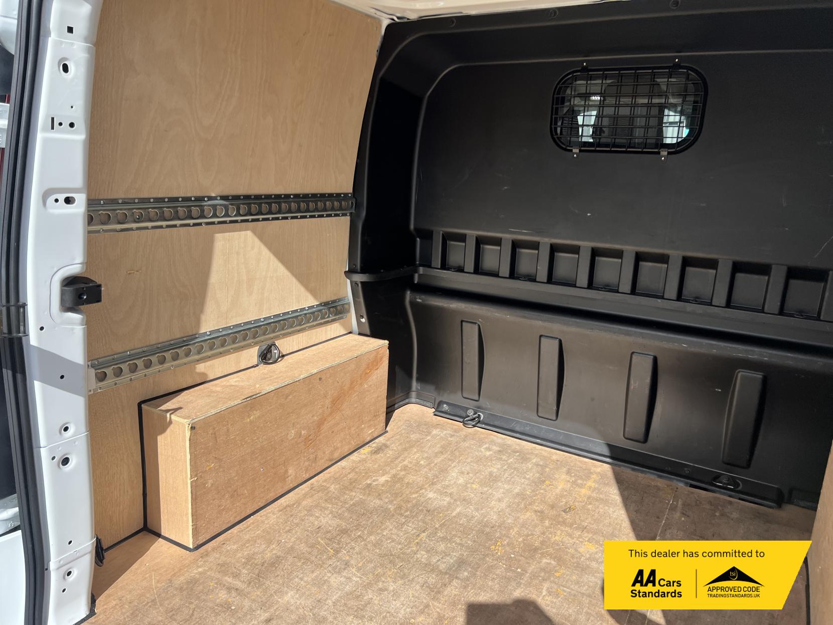 Ford Transit Custom 2.0 TDCi 310 Limited Combi Van 6dr Diesel Automatic L1 H1 (169 g/km, 168 bhp)