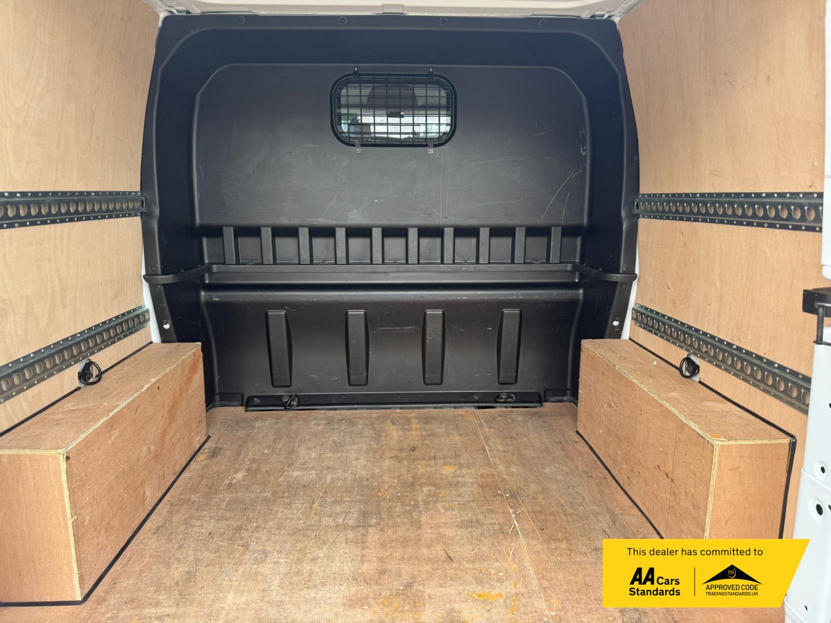 Ford Transit Custom 2.0 TDCi 310 Limited Combi Van 6dr Diesel Automatic L1 H1 (169 g/km, 168 bhp)