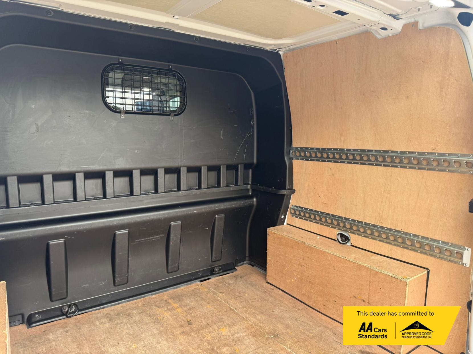 Ford Transit Custom 2.0 TDCi 310 Limited Combi Van 6dr Diesel Automatic L1 H1 (169 g/km, 168 bhp)