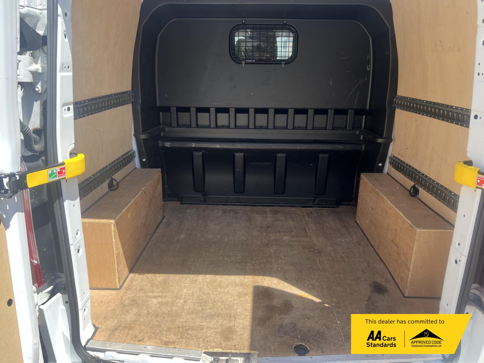 Ford Transit Custom 2.0 TDCi 310 Limited Combi Van 6dr Diesel Automatic L1 H1 (169 g/km, 168 bhp)