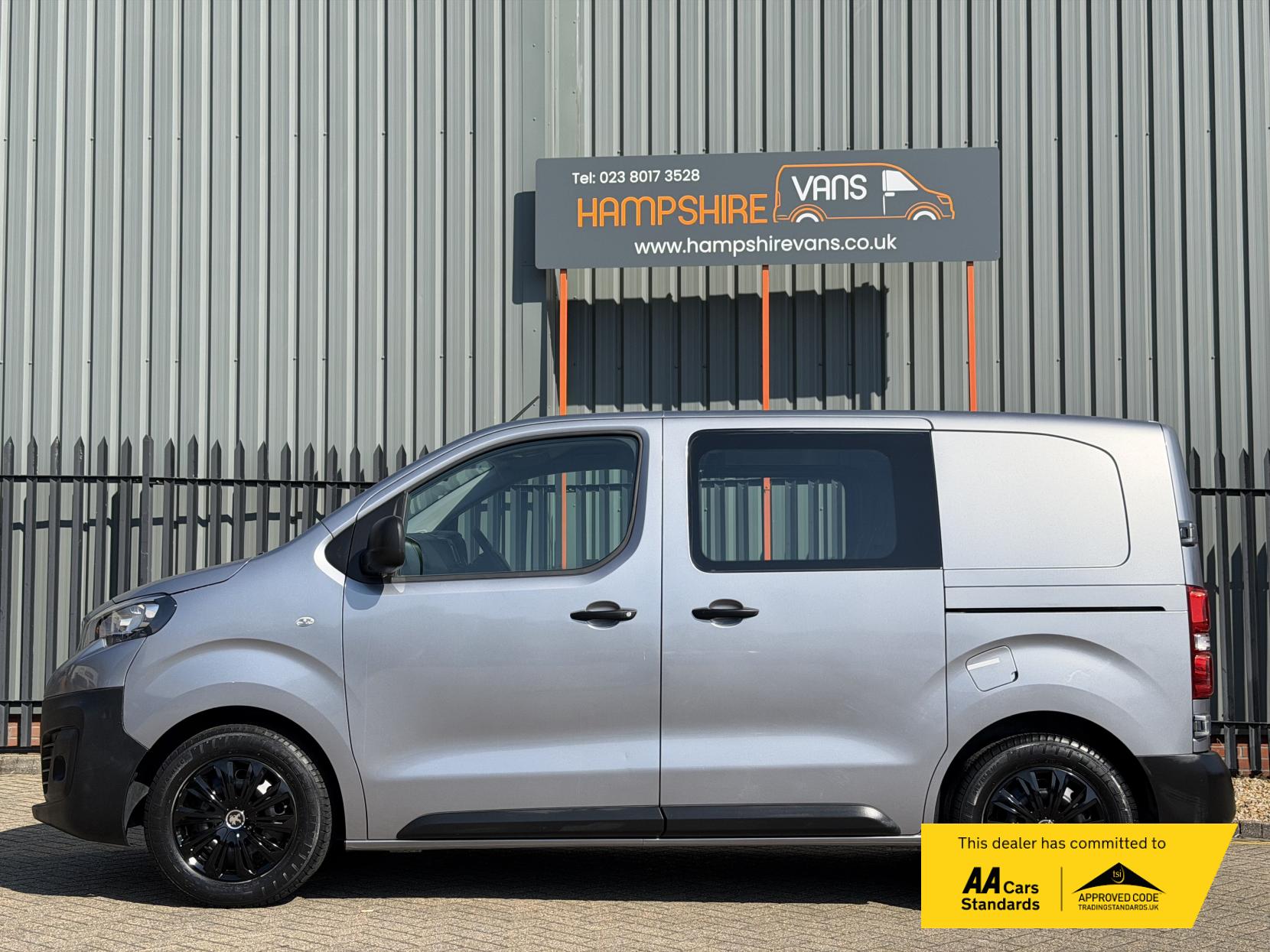 Peugeot Expert 1.5 BlueHDi 1000 Professional Compact Panel Van 6dr Diesel Manual SWB Euro 6 (s/s) (100 bhp)