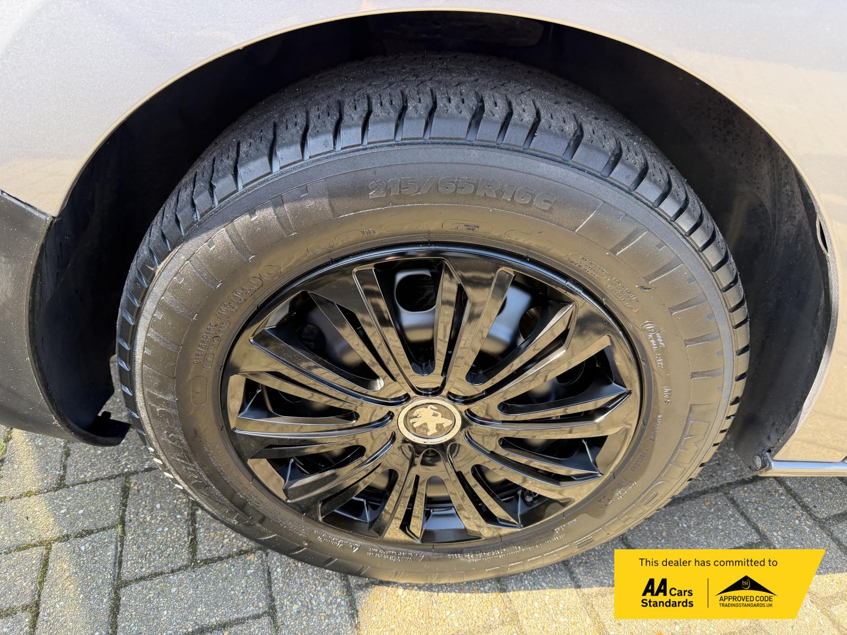 Peugeot Expert 1.5 BlueHDi 1000 Professional Compact Panel Van 6dr Diesel Manual SWB Euro 6 (s/s) (100 bhp)