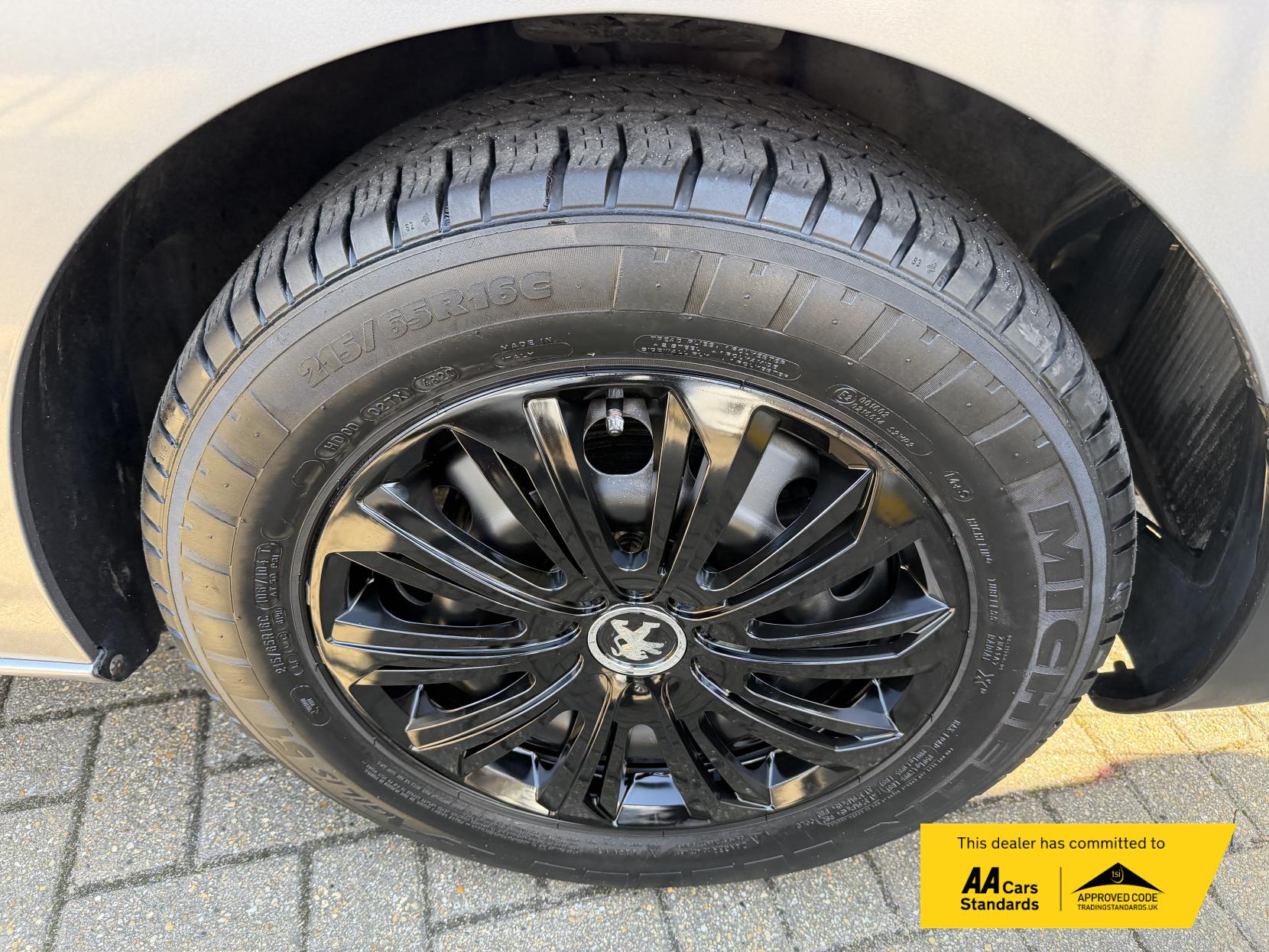 Peugeot Expert 1.5 BlueHDi 1000 Professional Compact Panel Van 6dr Diesel Manual SWB Euro 6 (s/s) (100 bhp)