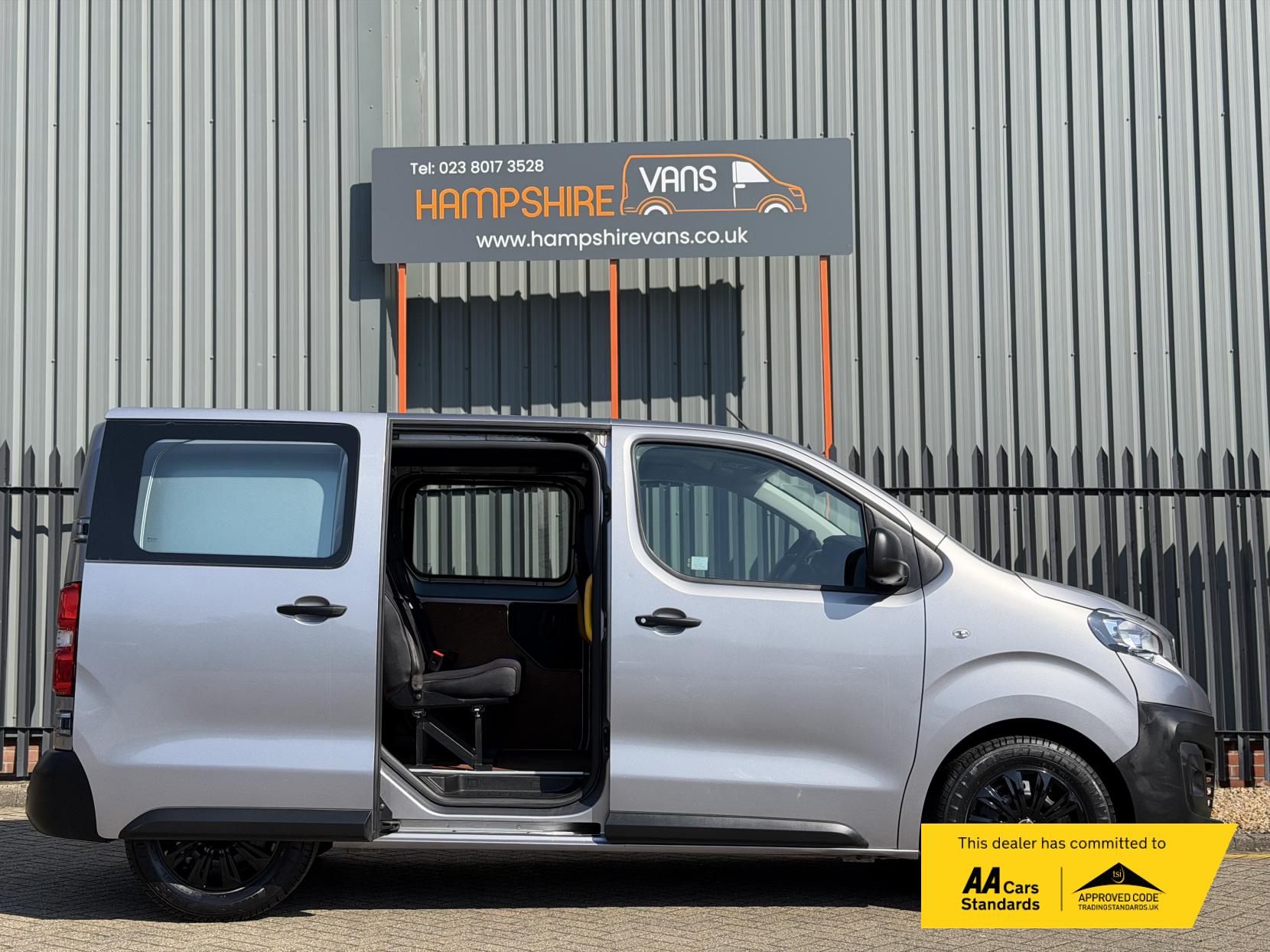 Peugeot Expert 1.5 BlueHDi 1000 Professional Compact Panel Van 6dr Diesel Manual SWB Euro 6 (s/s) (100 bhp)