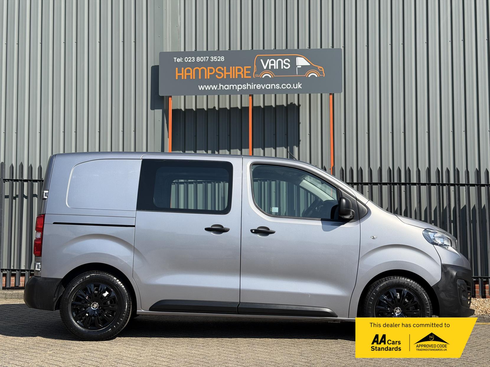 Peugeot Expert 1.5 BlueHDi 1000 Professional Compact Panel Van 6dr Diesel Manual SWB Euro 6 (s/s) (100 bhp)