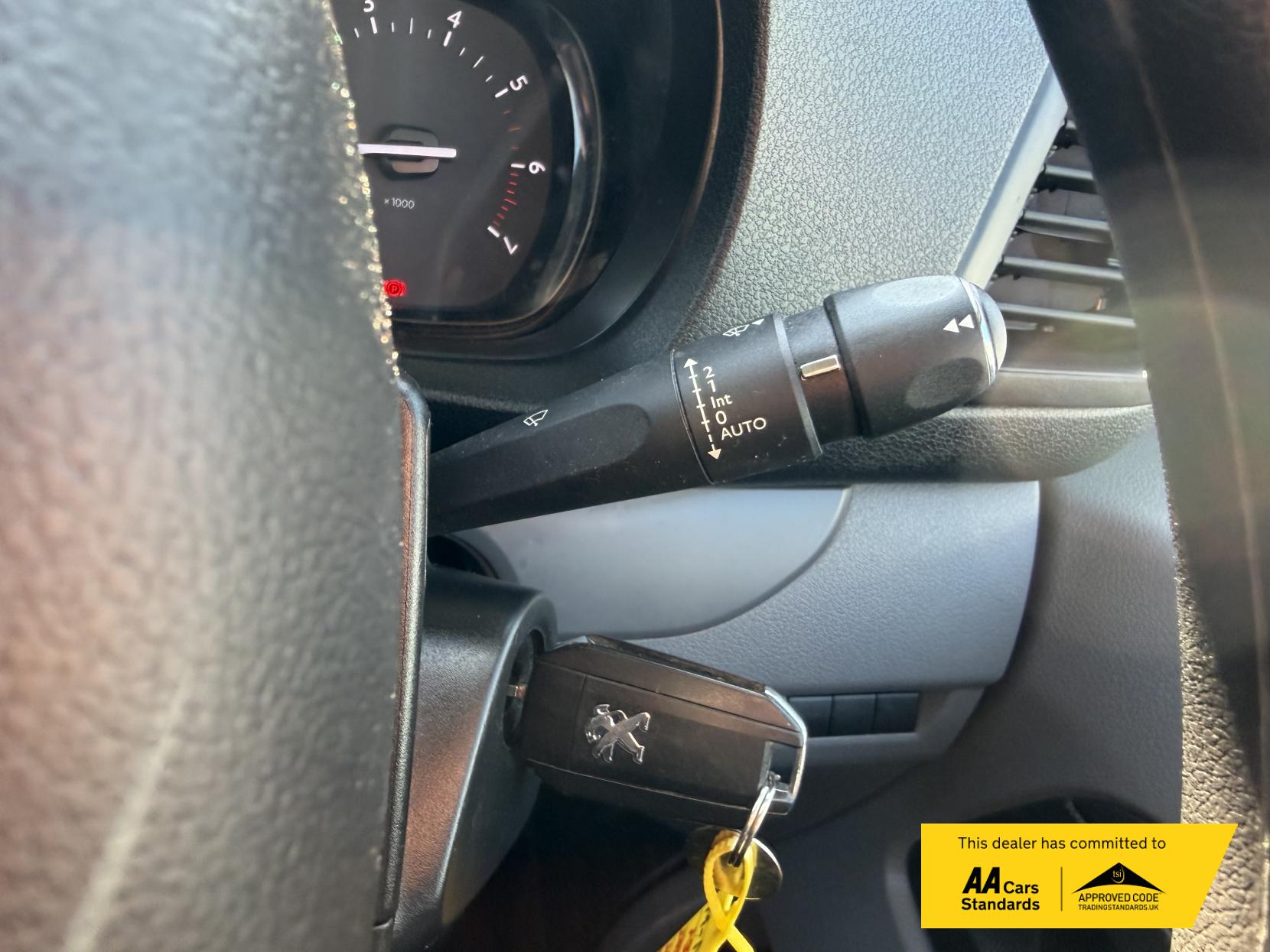 Peugeot Expert 1.5 BlueHDi 1000 Professional Compact Panel Van 6dr Diesel Manual SWB Euro 6 (s/s) (100 bhp)