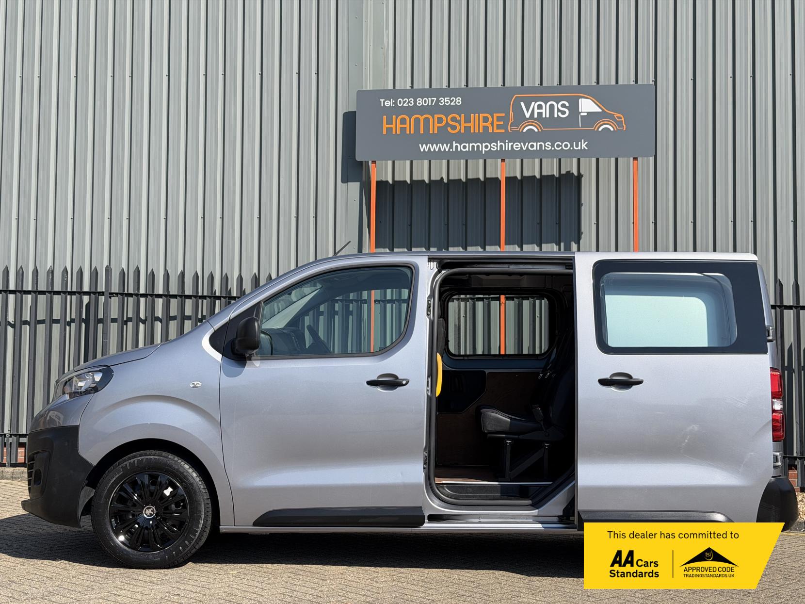 Peugeot Expert 1.5 BlueHDi 1000 Professional Compact Panel Van 6dr Diesel Manual SWB Euro 6 (s/s) (100 bhp)