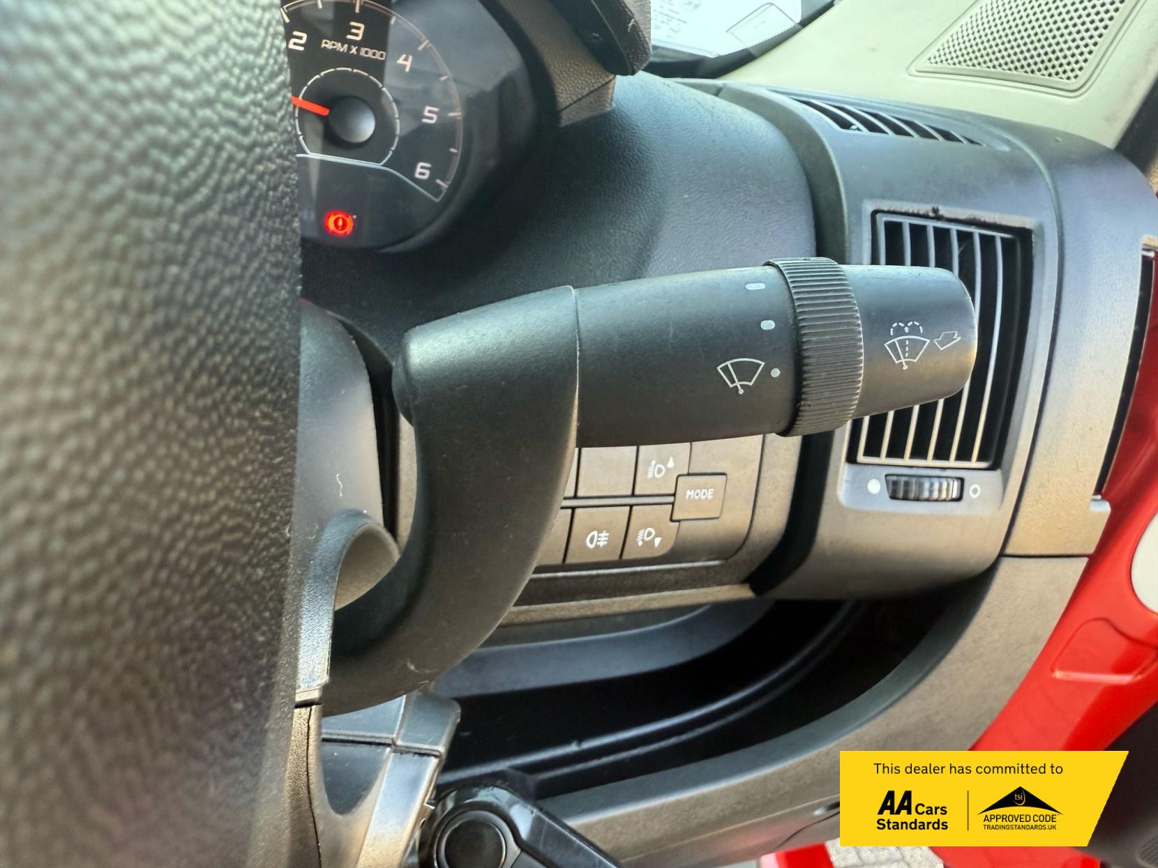 Peugeot Boxer 2.2 BlueHDi 335 Professional Panel Van 5dr Diesel Manual L3 H2 Euro 6 (s/s) (140 ps)
