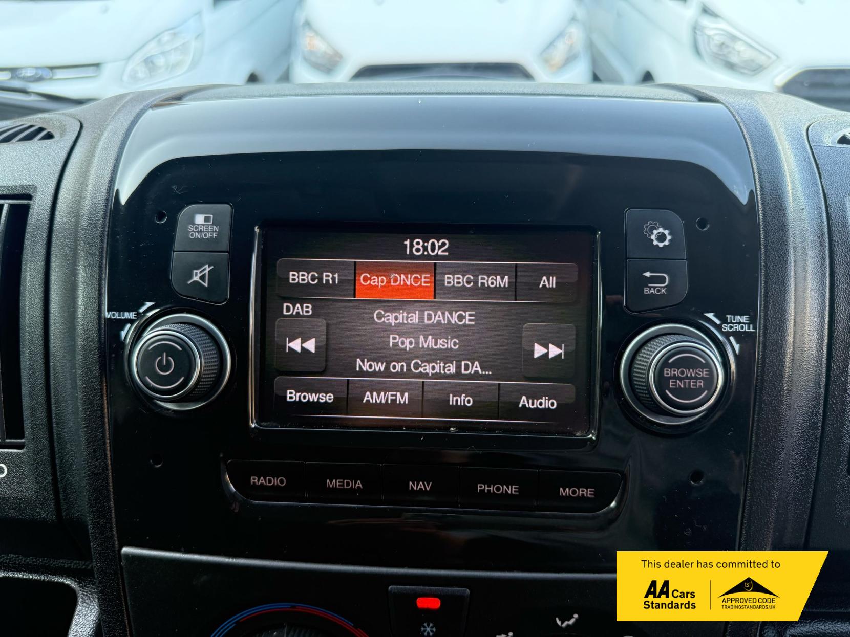 Peugeot Boxer 2.2 BlueHDi 335 Professional Panel Van 5dr Diesel Manual L3 H2 Euro 6 (s/s) (140 ps)
