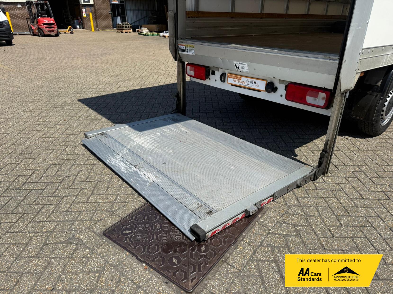 Volkswagen Crafter 2.0 Startline Luton (2011 - 2020)