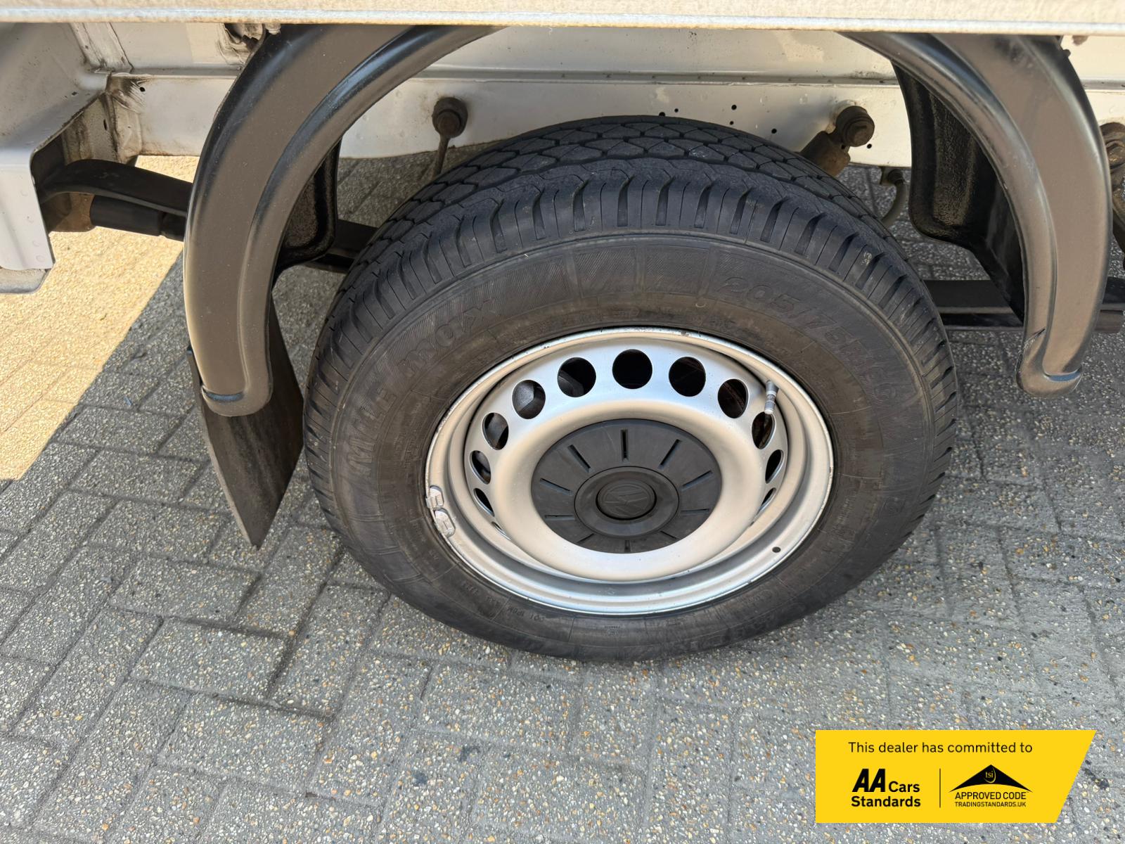 Volkswagen Crafter 2.0 Startline Luton (2011 - 2020)