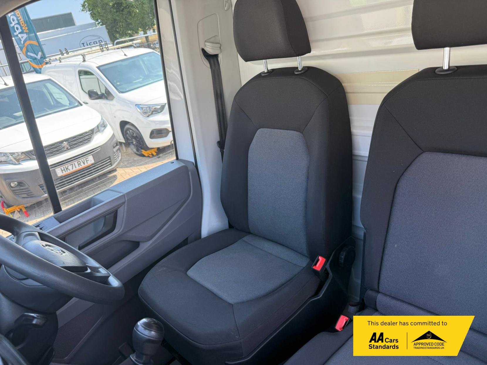 Volkswagen Crafter 2.0 Startline Luton (2011 - 2020)
