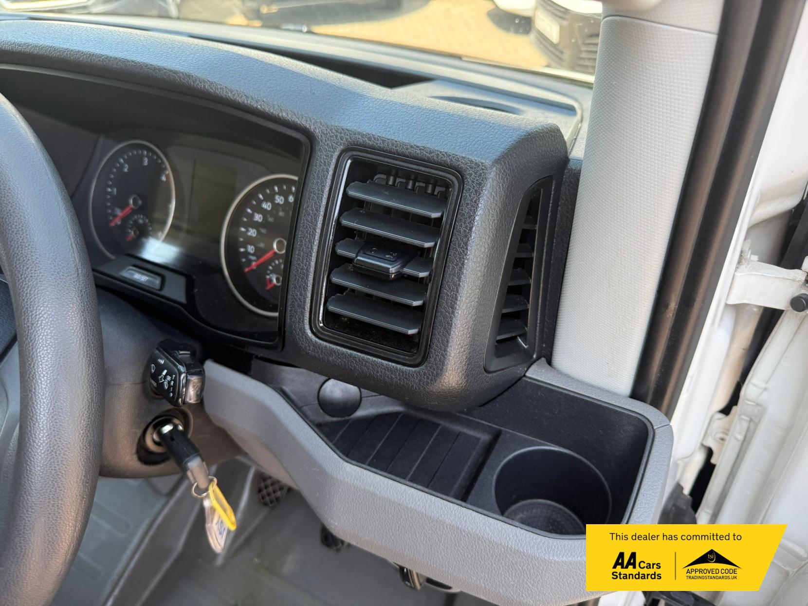 Volkswagen Crafter 2.0 Startline Luton (2011 - 2020)