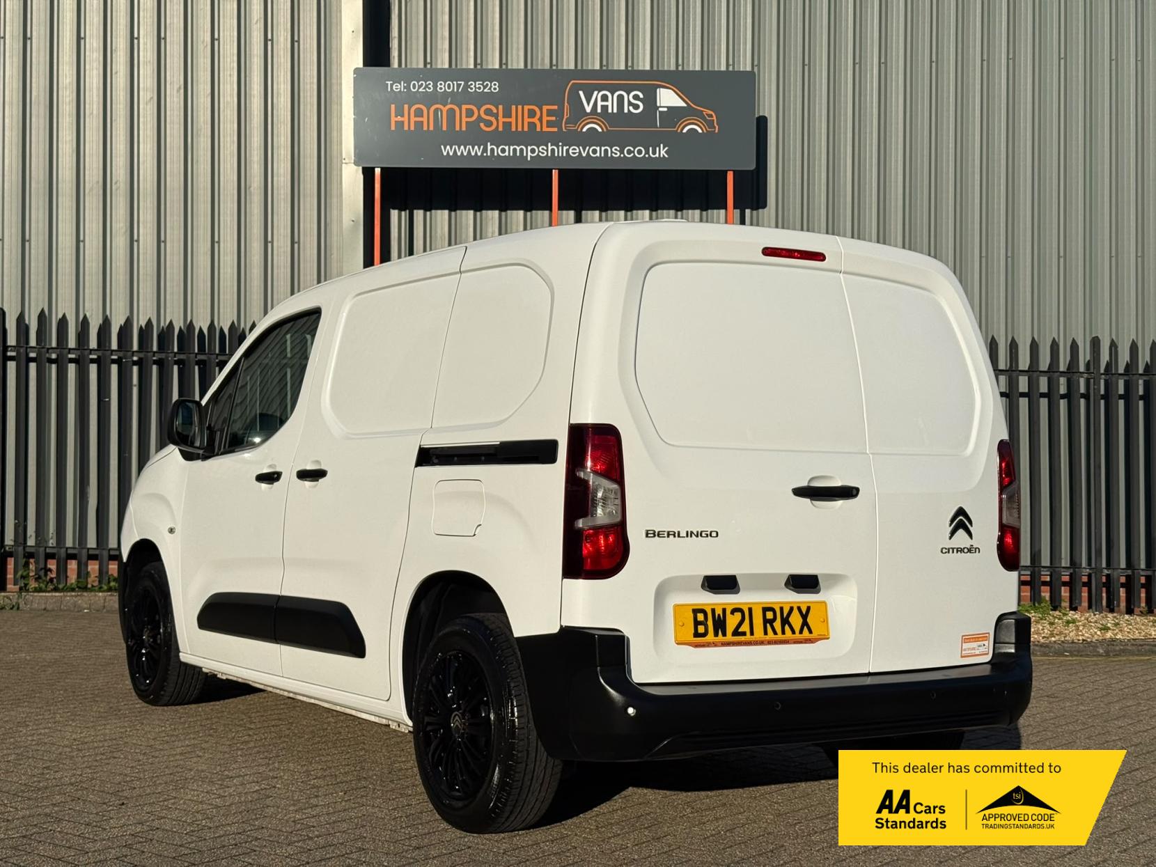 2021 Citroen Berlingo 1.5 BlueHDi 650 Enterprise M Panel Van 5dr Diesel Manual SWB Euro 6 (s/s) (75 ps) - Thumbnail 4