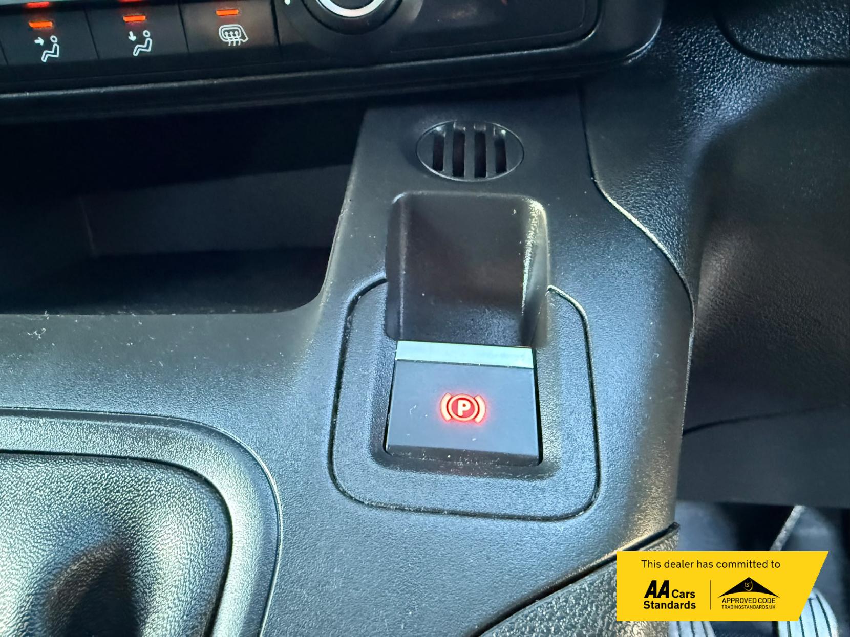 2021 Citroen Berlingo 1.5 BlueHDi 650 Enterprise M Panel Van 5dr Diesel Manual SWB Euro 6 (s/s) (75 ps) - Thumbnail 41