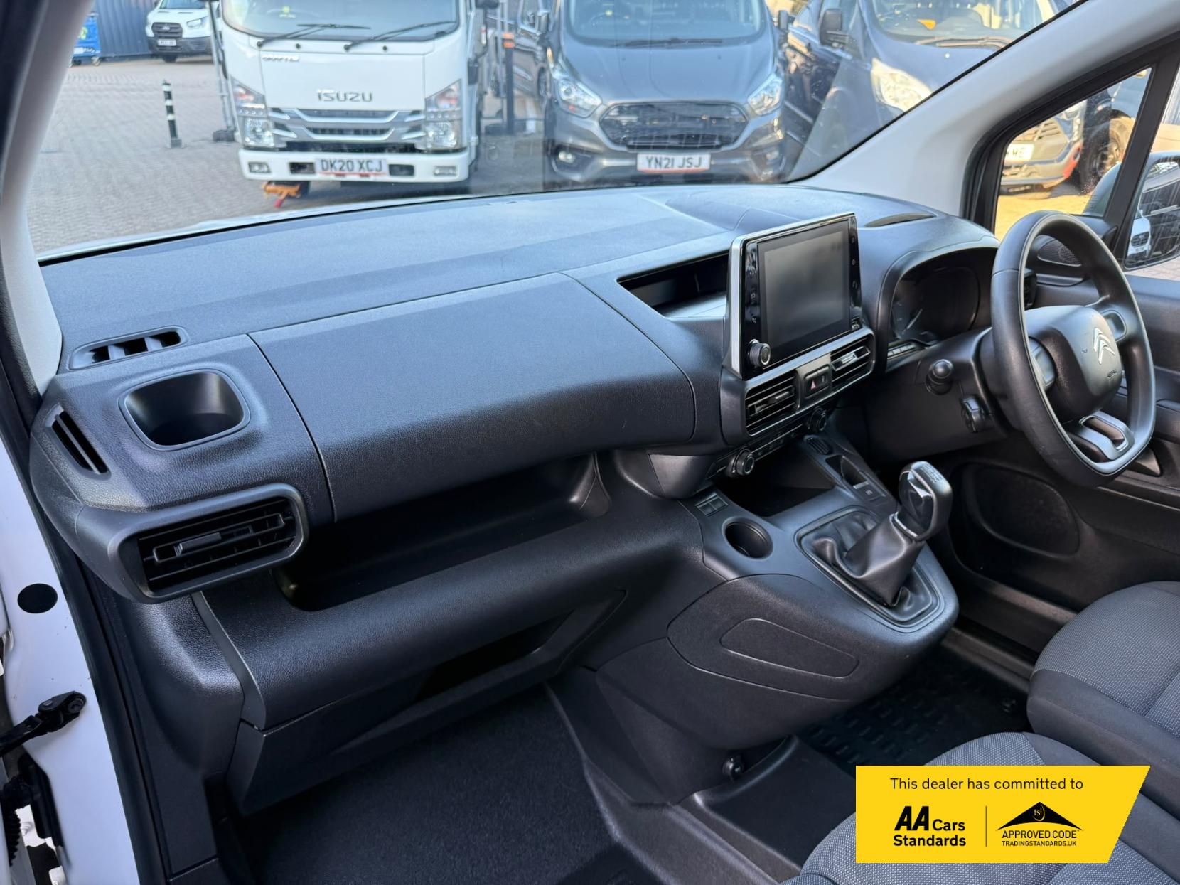 2021 Citroen Berlingo 1.5 BlueHDi 650 Enterprise M Panel Van 5dr Diesel Manual SWB Euro 6 (s/s) (75 ps) - Thumbnail 30