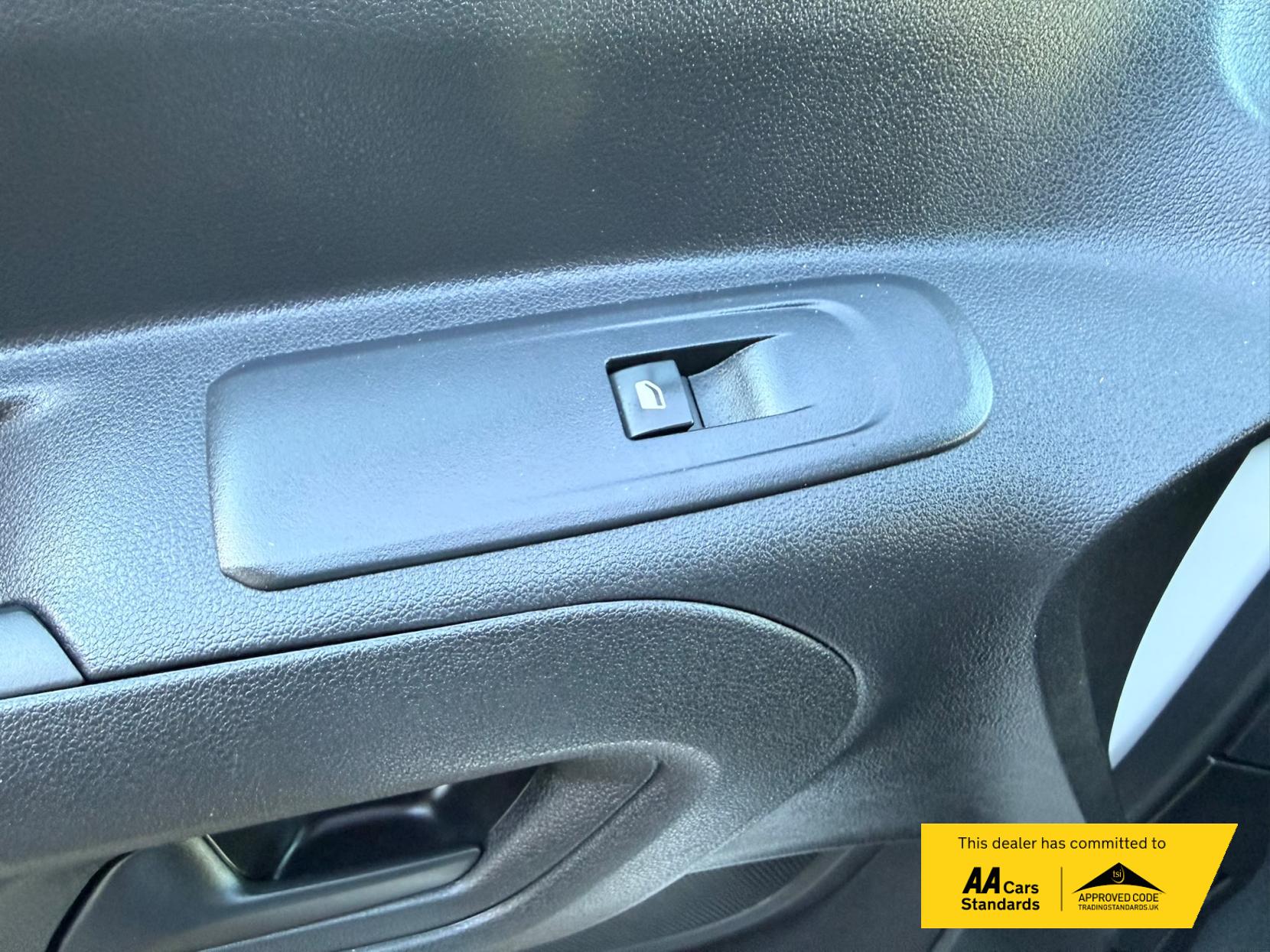 2021 Citroen Berlingo 1.5 BlueHDi 650 Enterprise M Panel Van 5dr Diesel Manual SWB Euro 6 (s/s) (75 ps) - Thumbnail 29