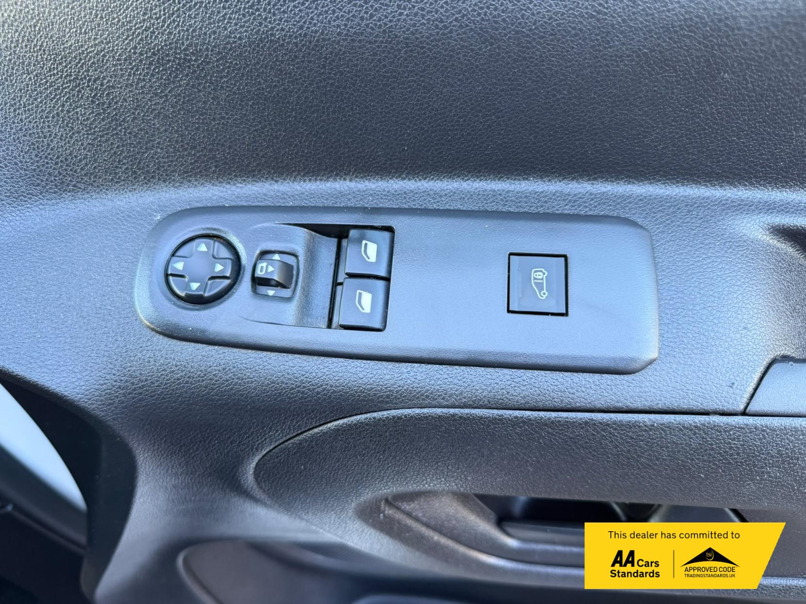 2021 Citroen Berlingo 1.5 BlueHDi 650 Enterprise M Panel Van 5dr Diesel Manual SWB Euro 6 (s/s) (75 ps) - Thumbnail 51