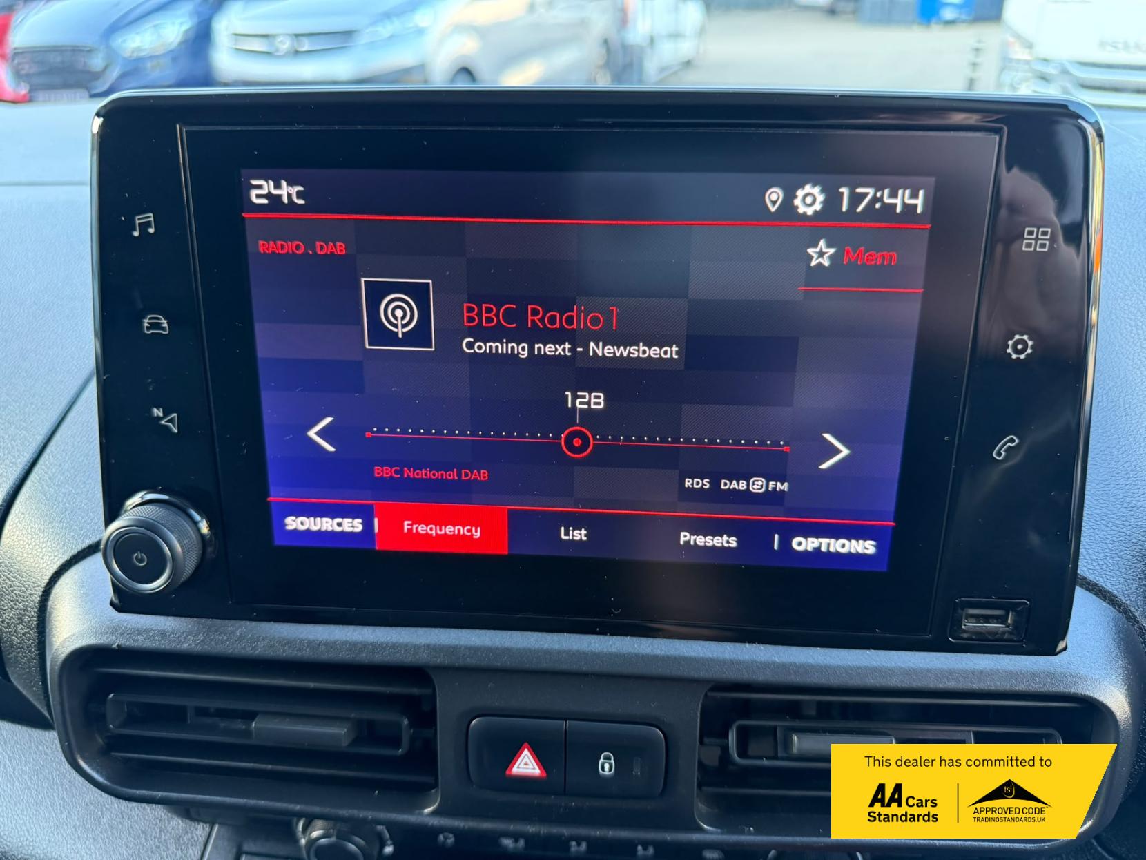 2021 Citroen Berlingo 1.5 BlueHDi 650 Enterprise M Panel Van 5dr Diesel Manual SWB Euro 6 (s/s) (75 ps) - Thumbnail 38
