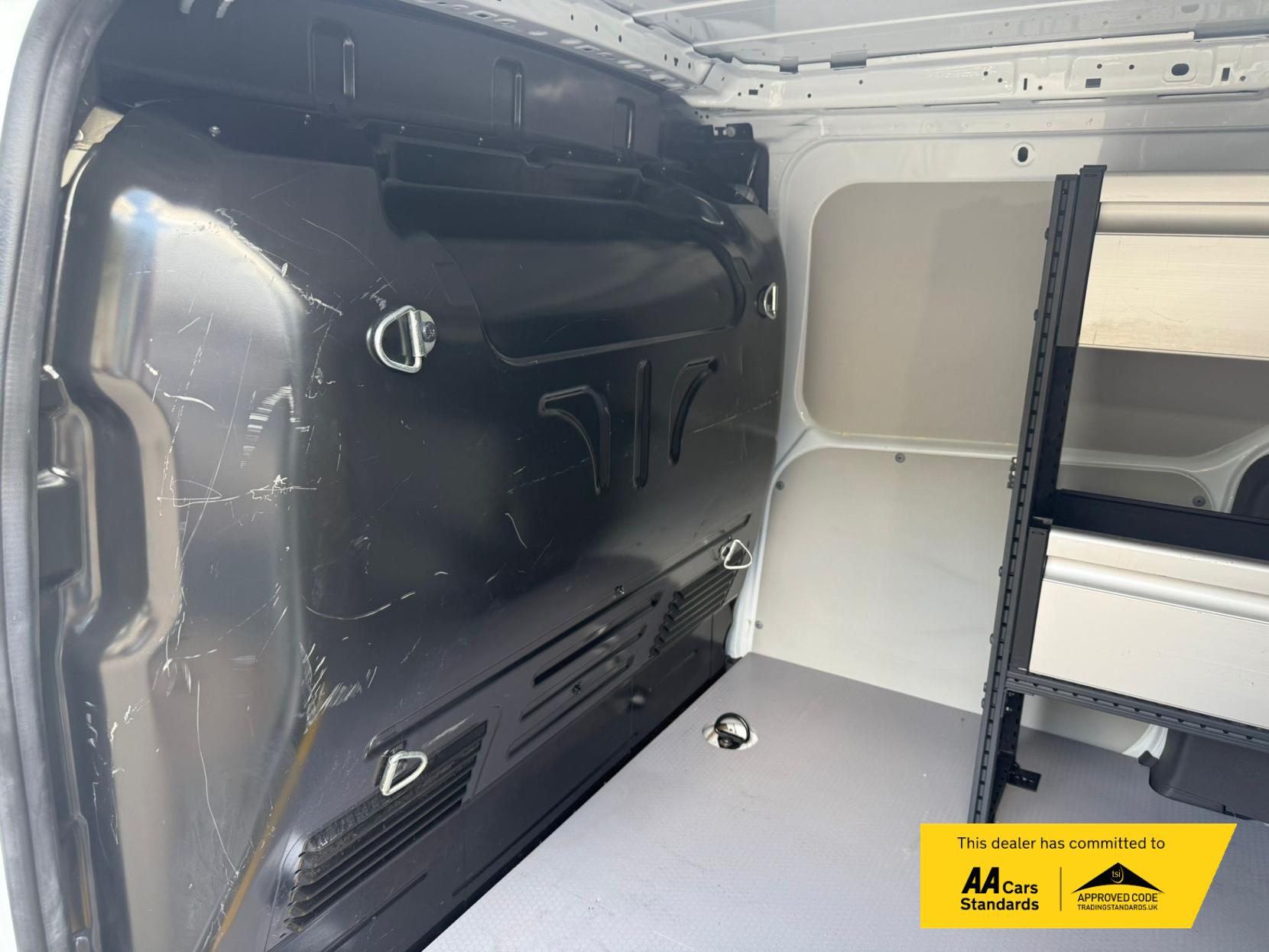 Ford Transit Connect 1.5 240 EcoBlue Leader Panel Van 5dr Diesel Manual L2 Euro 6 (s/s) (100 ps)
