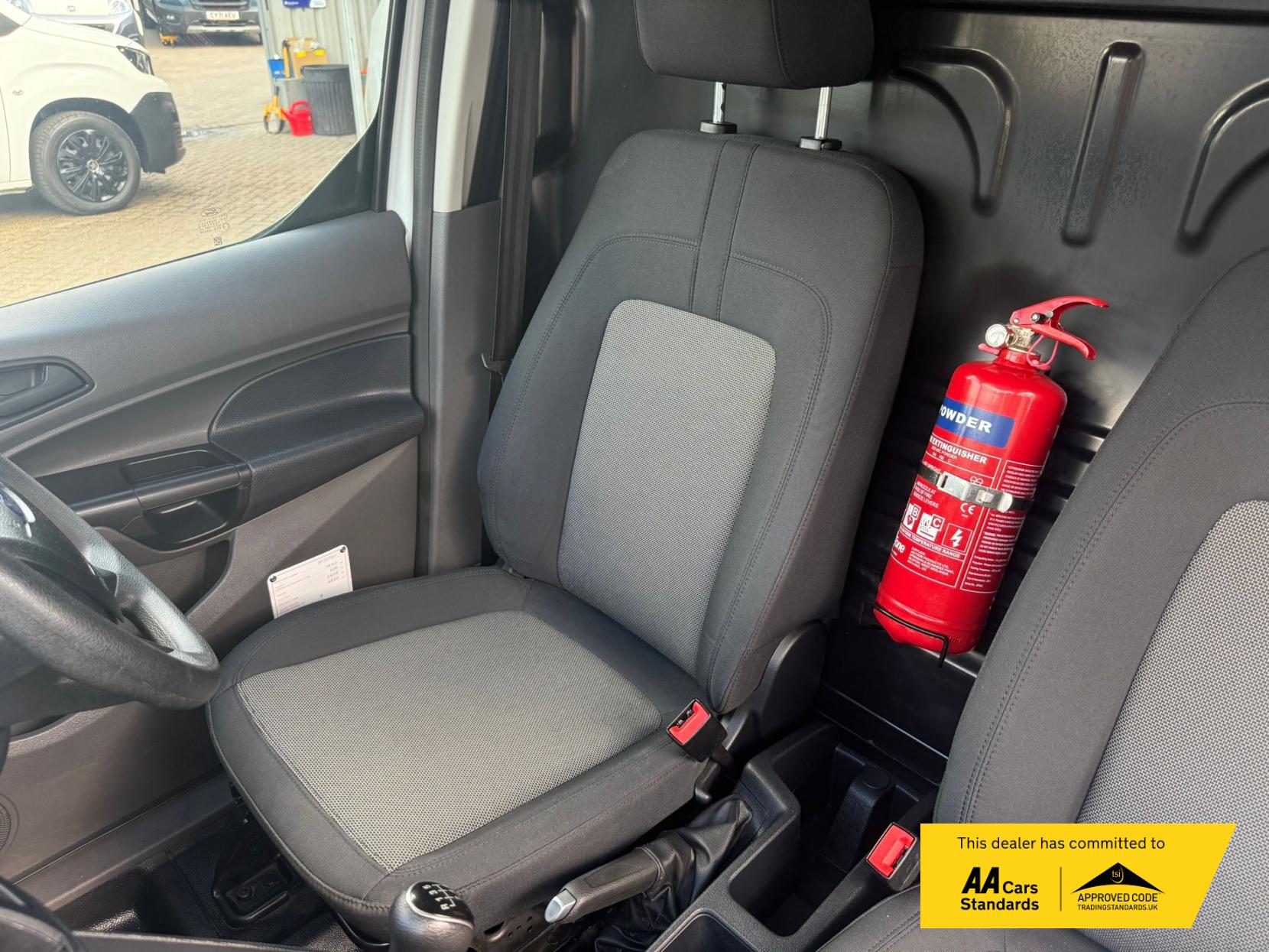 Ford Transit Connect 1.5 240 EcoBlue Leader Panel Van 5dr Diesel Manual L2 Euro 6 (s/s) (100 ps)