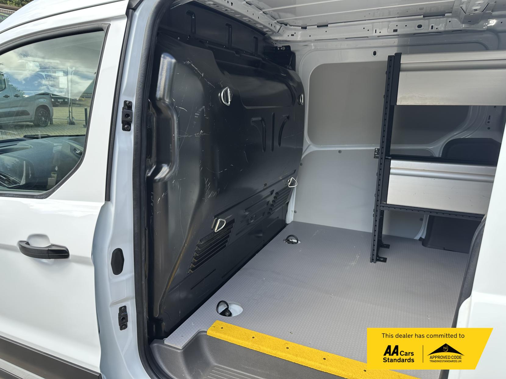 Ford Transit Connect 1.5 240 EcoBlue Leader Panel Van 5dr Diesel Manual L2 Euro 6 (s/s) (100 ps)