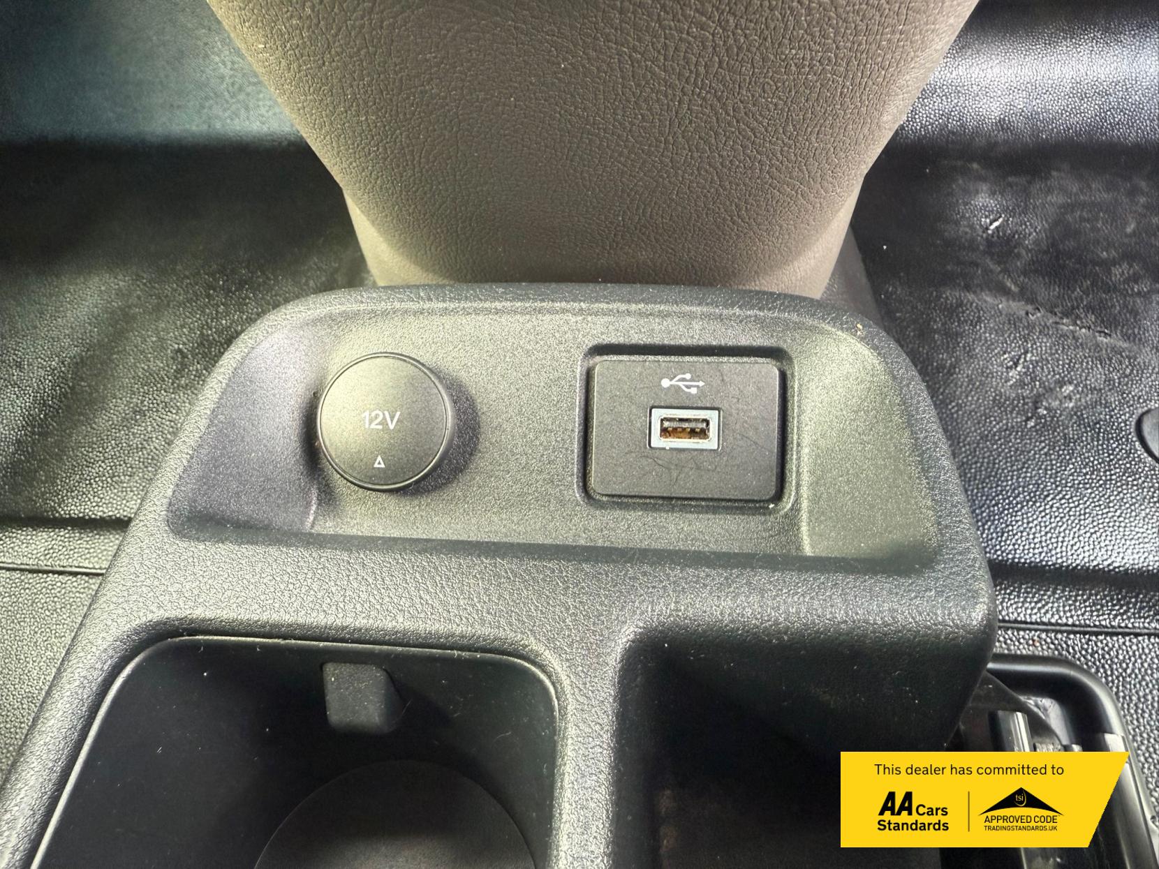 Ford Transit Connect 1.5 240 EcoBlue Leader Panel Van 5dr Diesel Manual L2 Euro 6 (s/s) (100 ps)