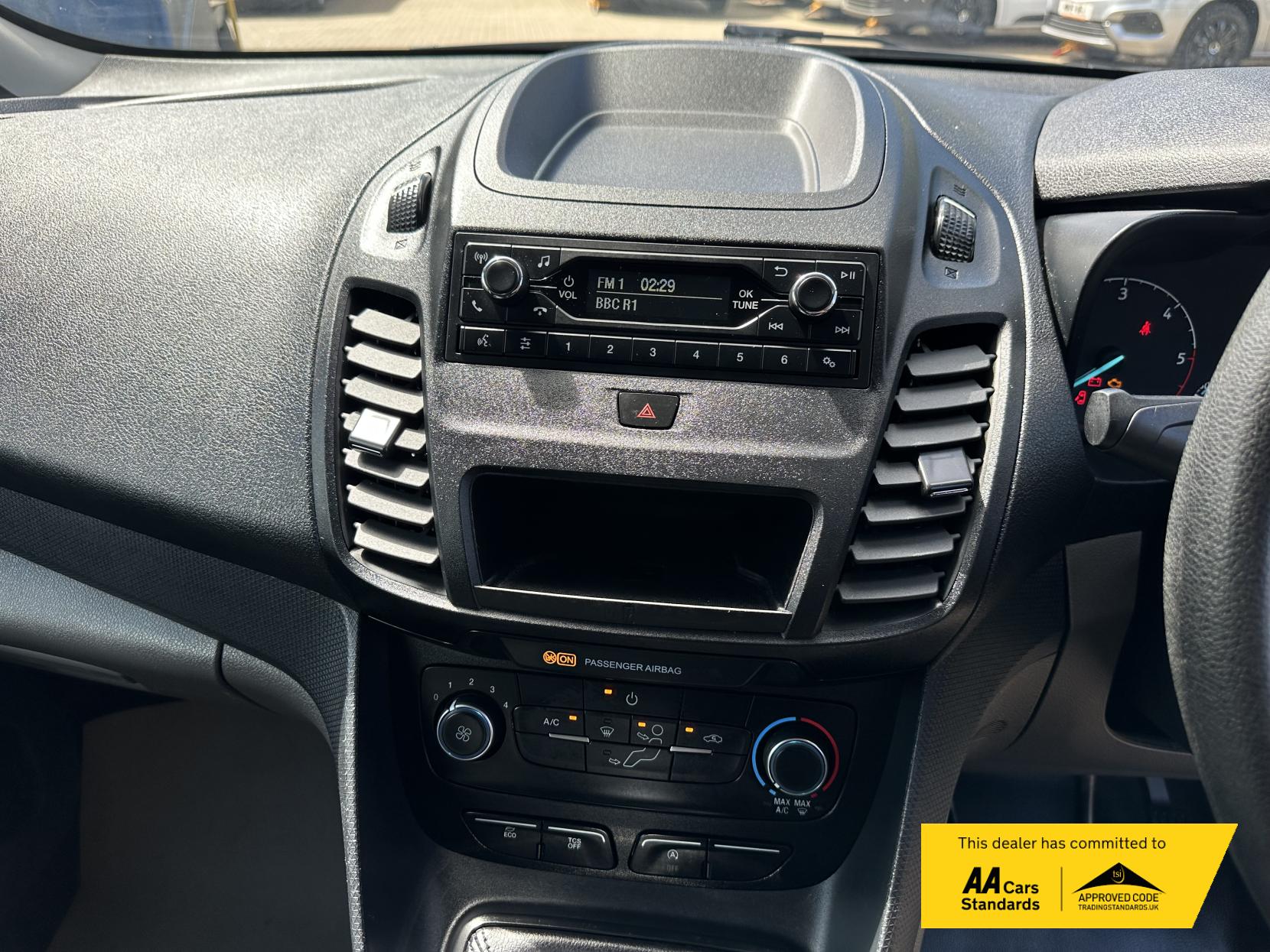 Ford Transit Connect 1.5 240 EcoBlue Leader Panel Van 5dr Diesel Manual L2 Euro 6 (s/s) (100 ps)
