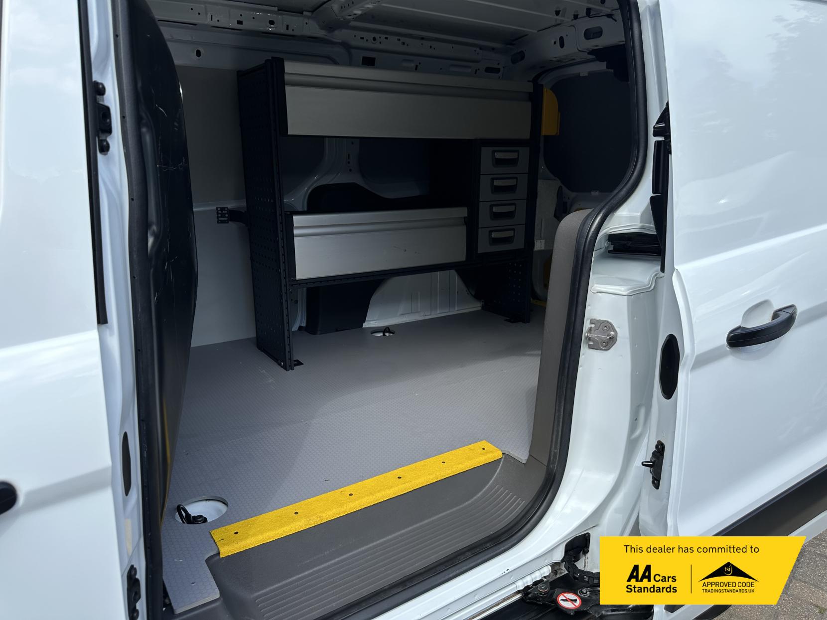 Ford Transit Connect 1.5 240 EcoBlue Leader Panel Van 5dr Diesel Manual L2 Euro 6 (s/s) (100 ps)