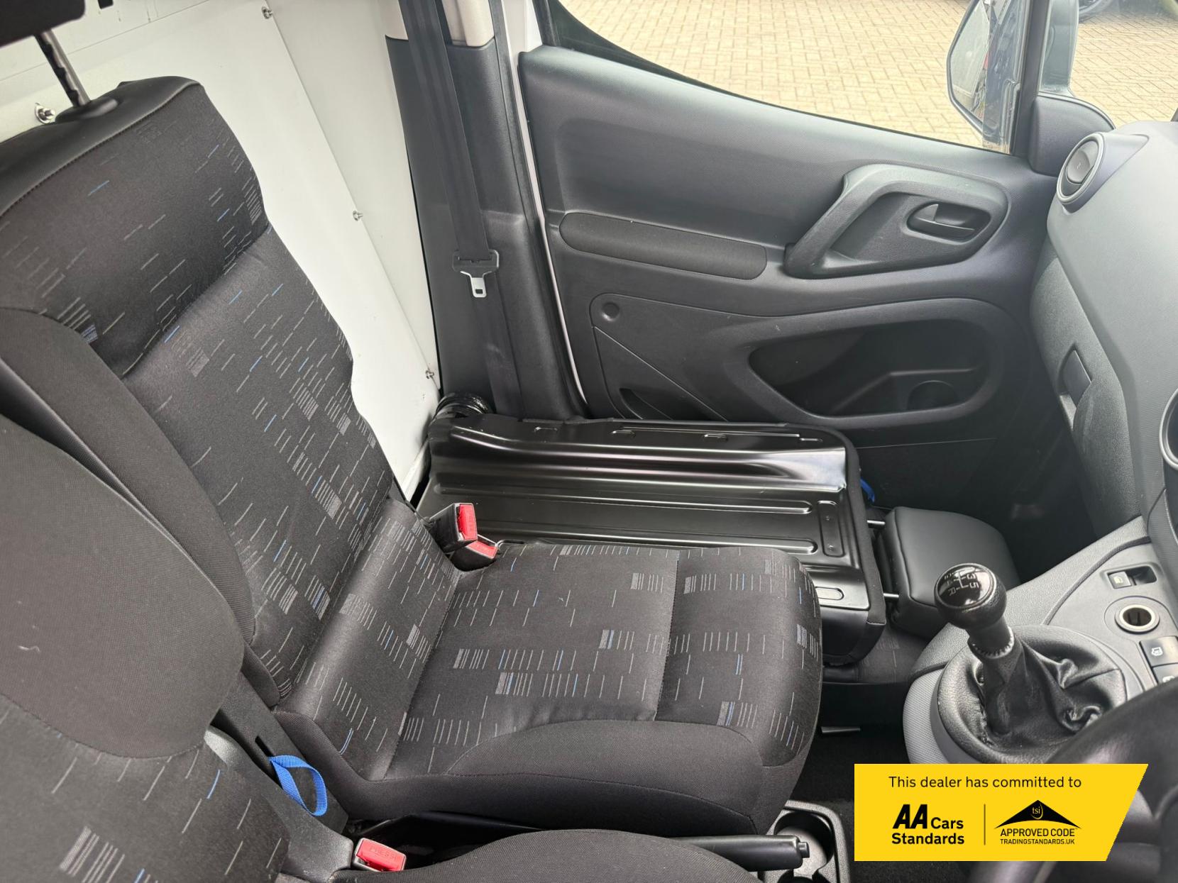 Citroen Berlingo 1.6 HDi 750 LX Panel Van 6dr Diesel Manual L2 (153 g/km, 90 bhp)