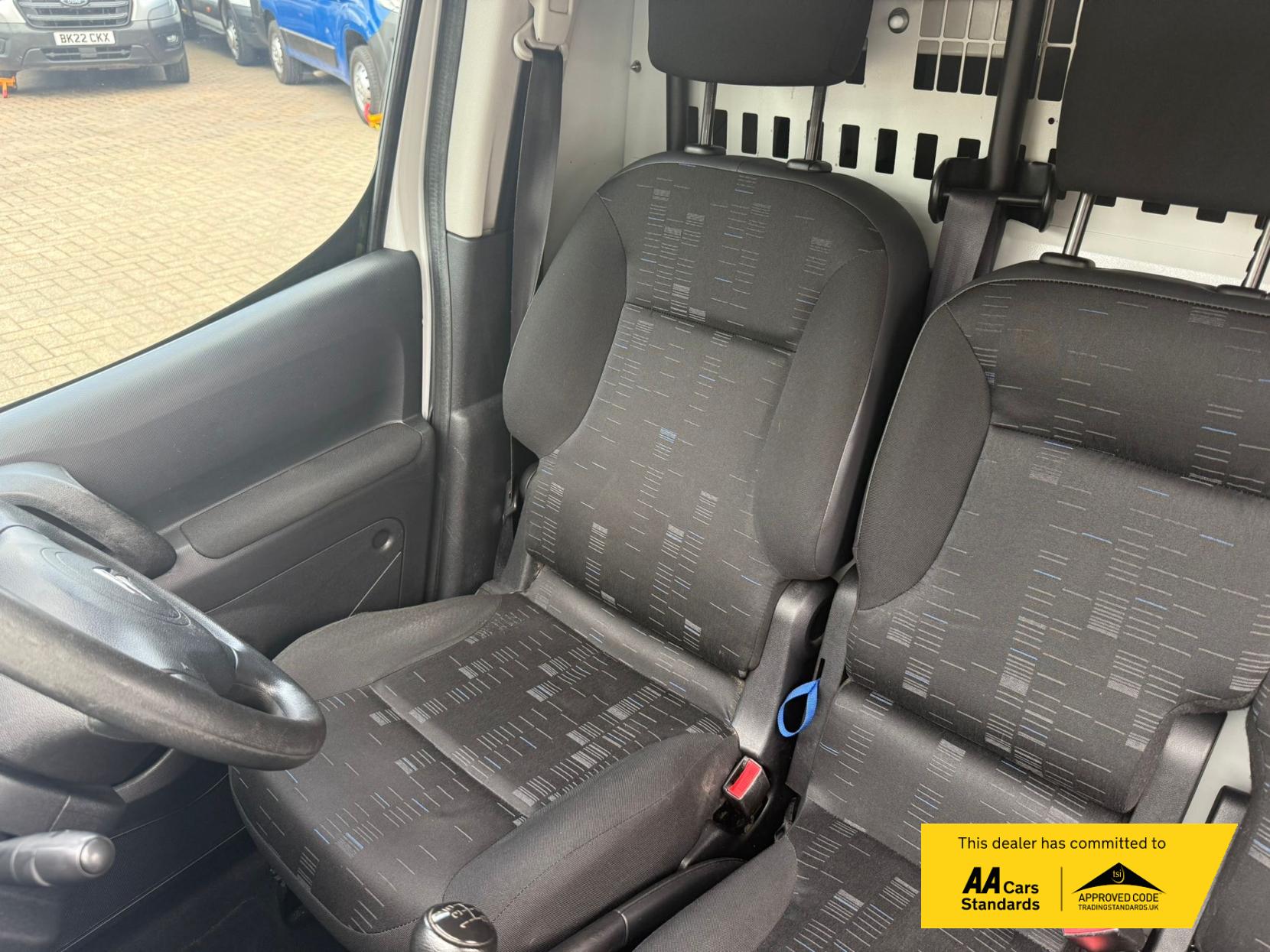 Citroen Berlingo 1.6 HDi 750 LX Panel Van 6dr Diesel Manual L2 (153 g/km, 90 bhp)