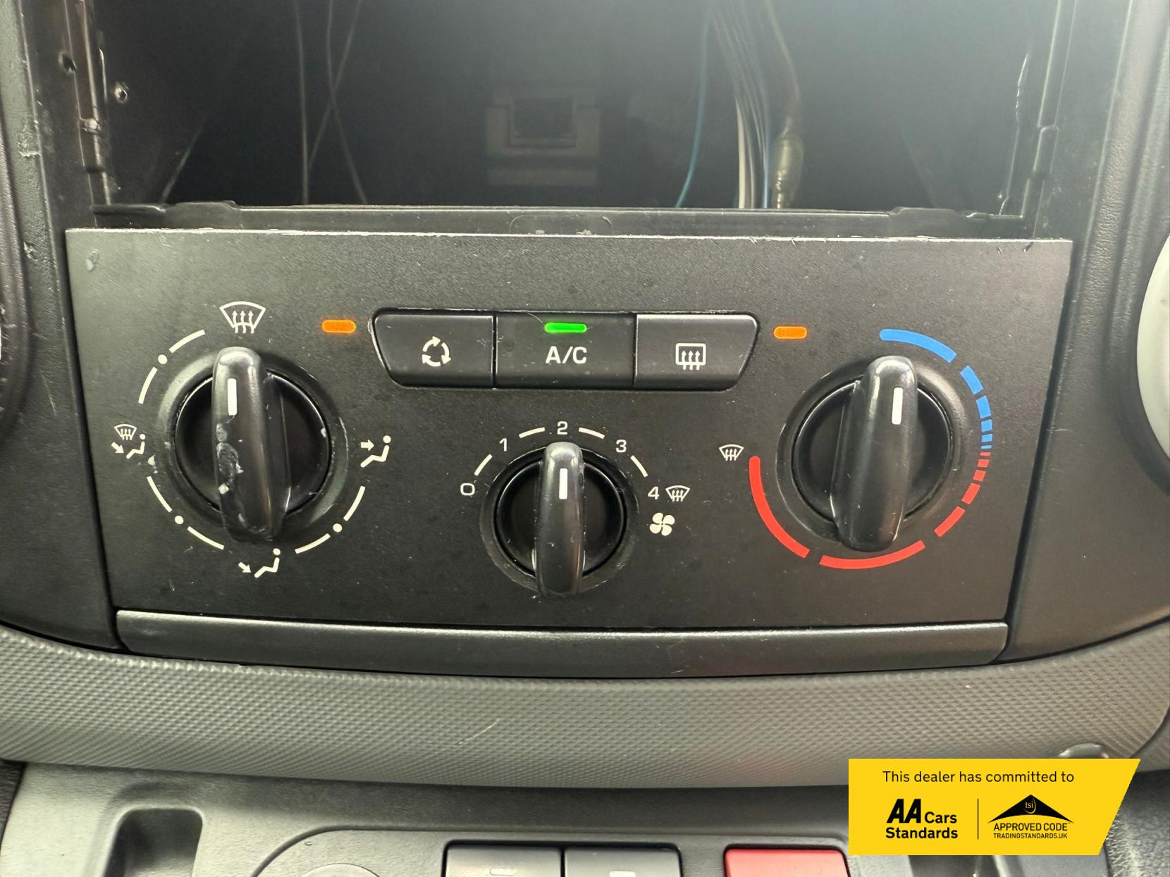 Citroen Berlingo 1.6 HDi 750 LX Panel Van 6dr Diesel Manual L2 (153 g/km, 90 bhp)