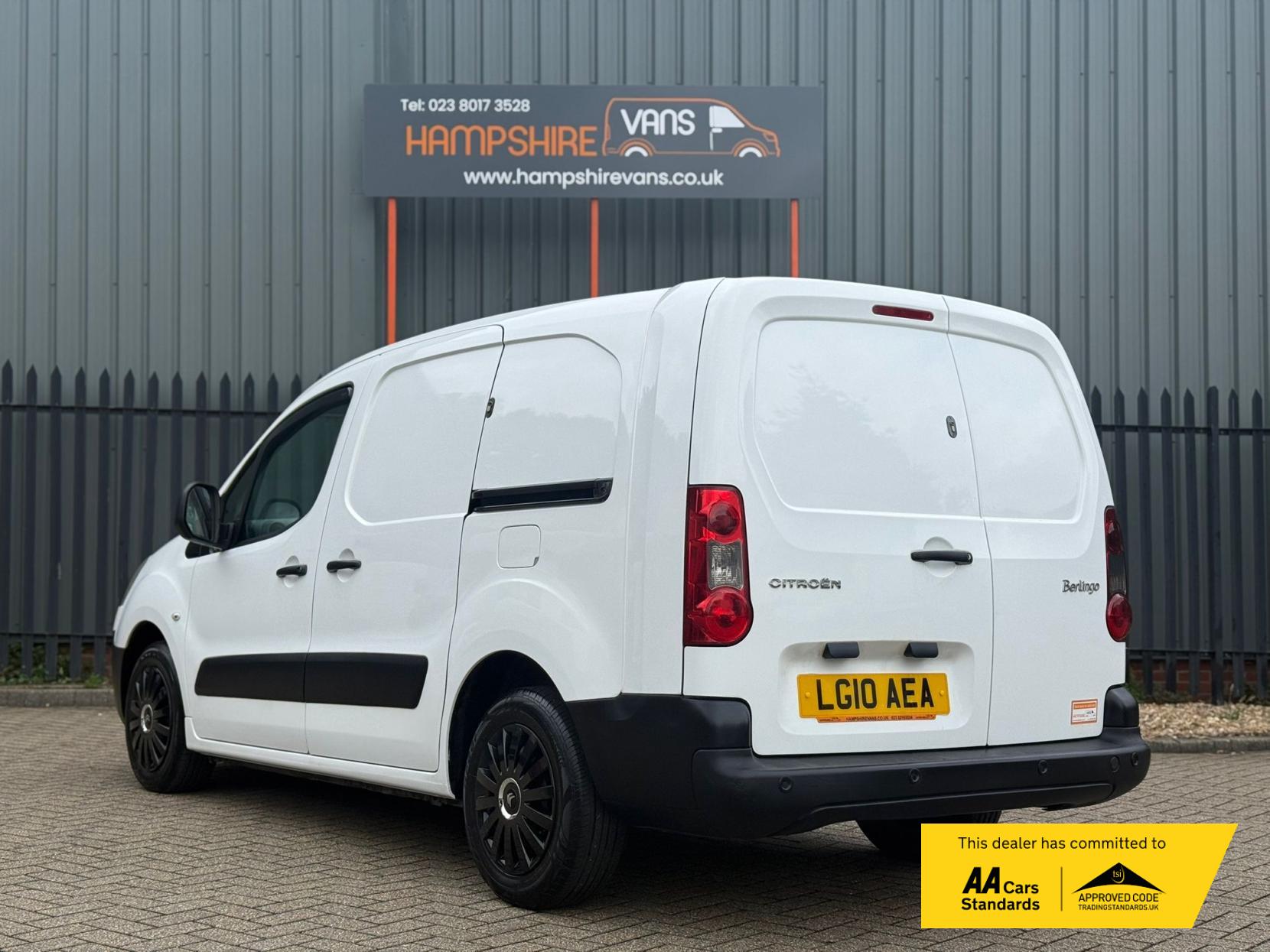 Citroen Berlingo 1.6 HDi 750 LX Panel Van 6dr Diesel Manual L2 (153 g/km, 90 bhp)